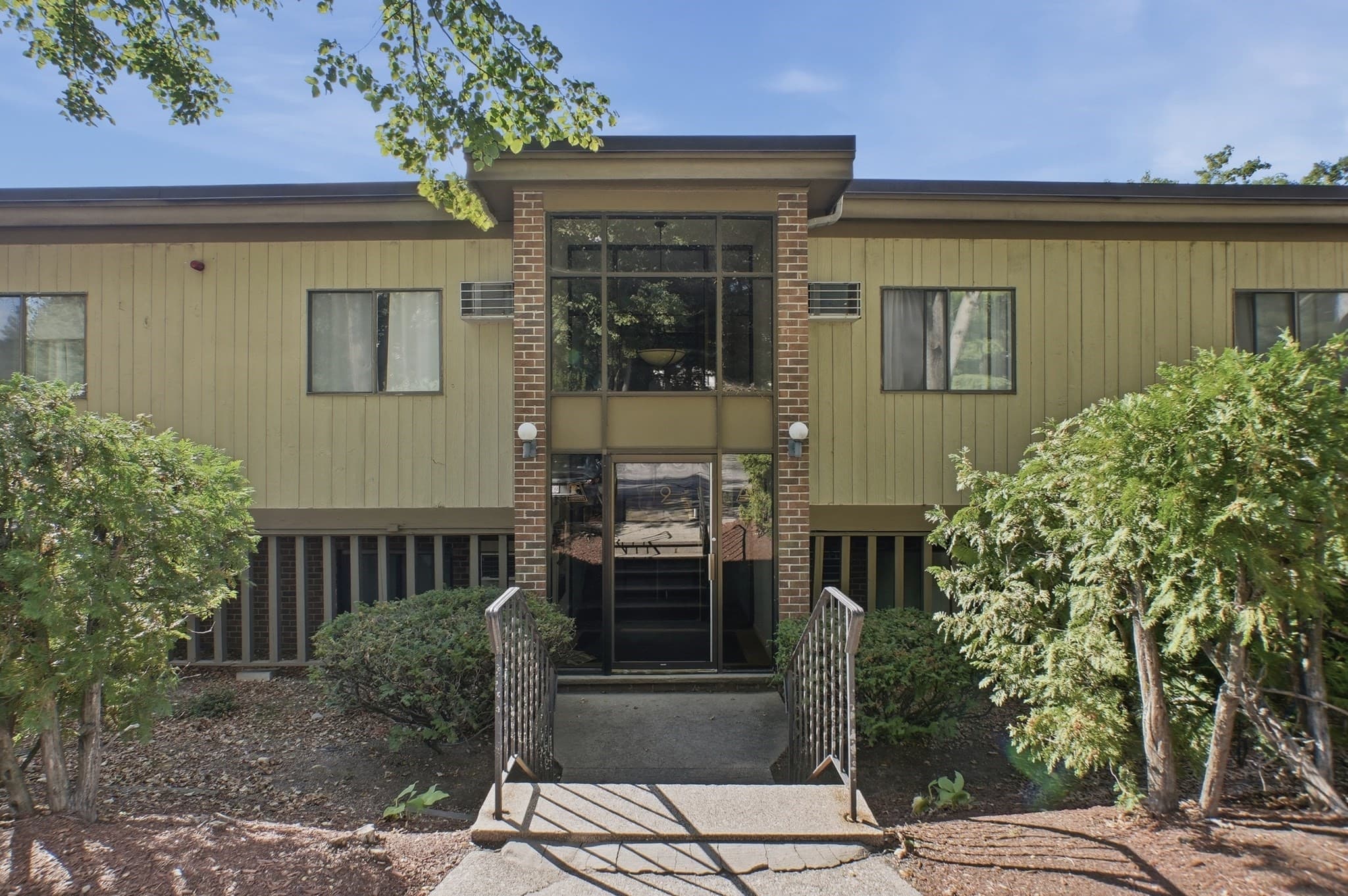 Condominium at 19 Eaglehead Terrace # 4, Shrewsbury MA 01545, Shrewsbury, photo 24 of 30