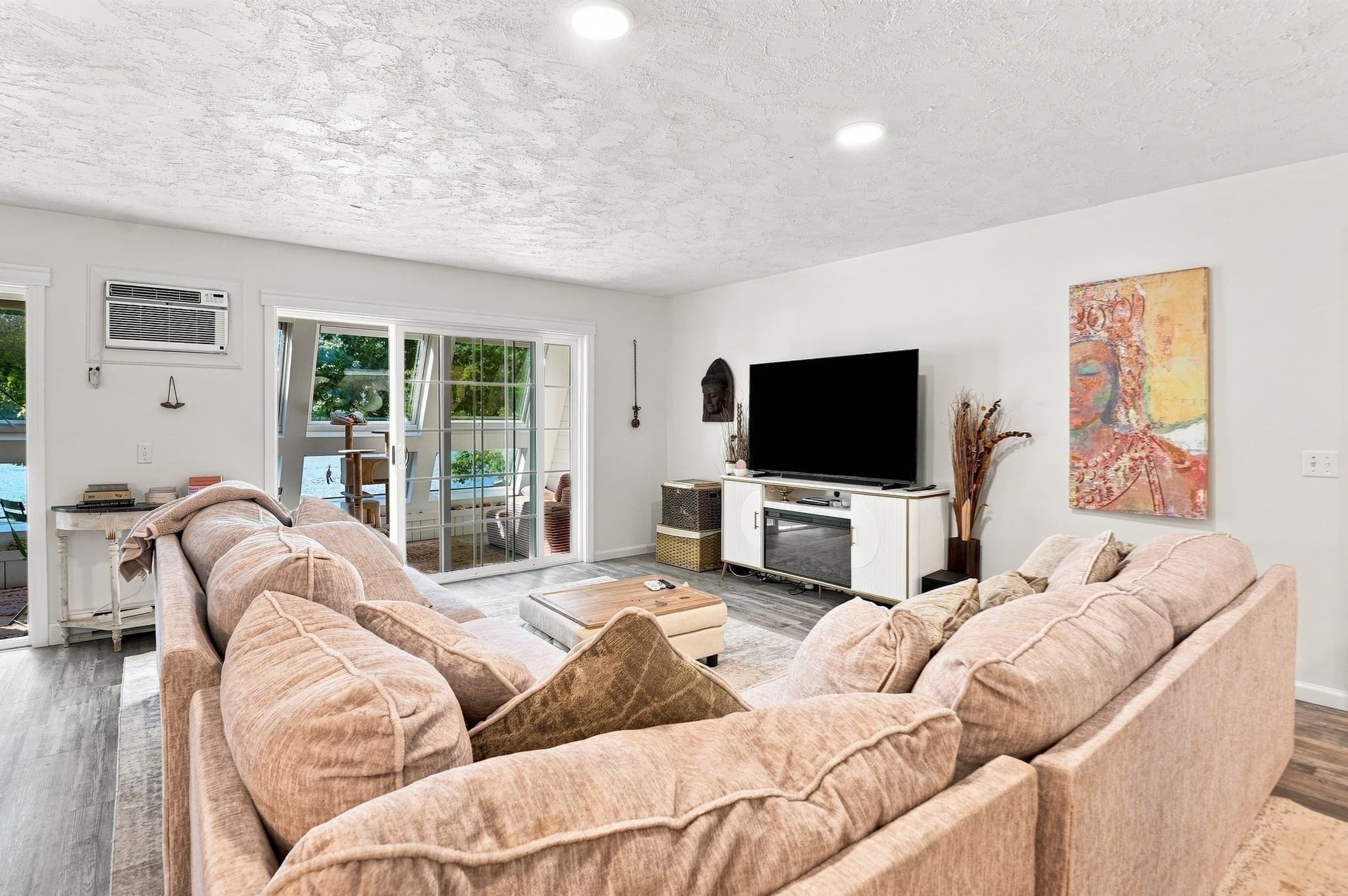 Condominium at 19 Eaglehead Terrace # 4, Shrewsbury MA 01545, Shrewsbury, photo 8 of 30
