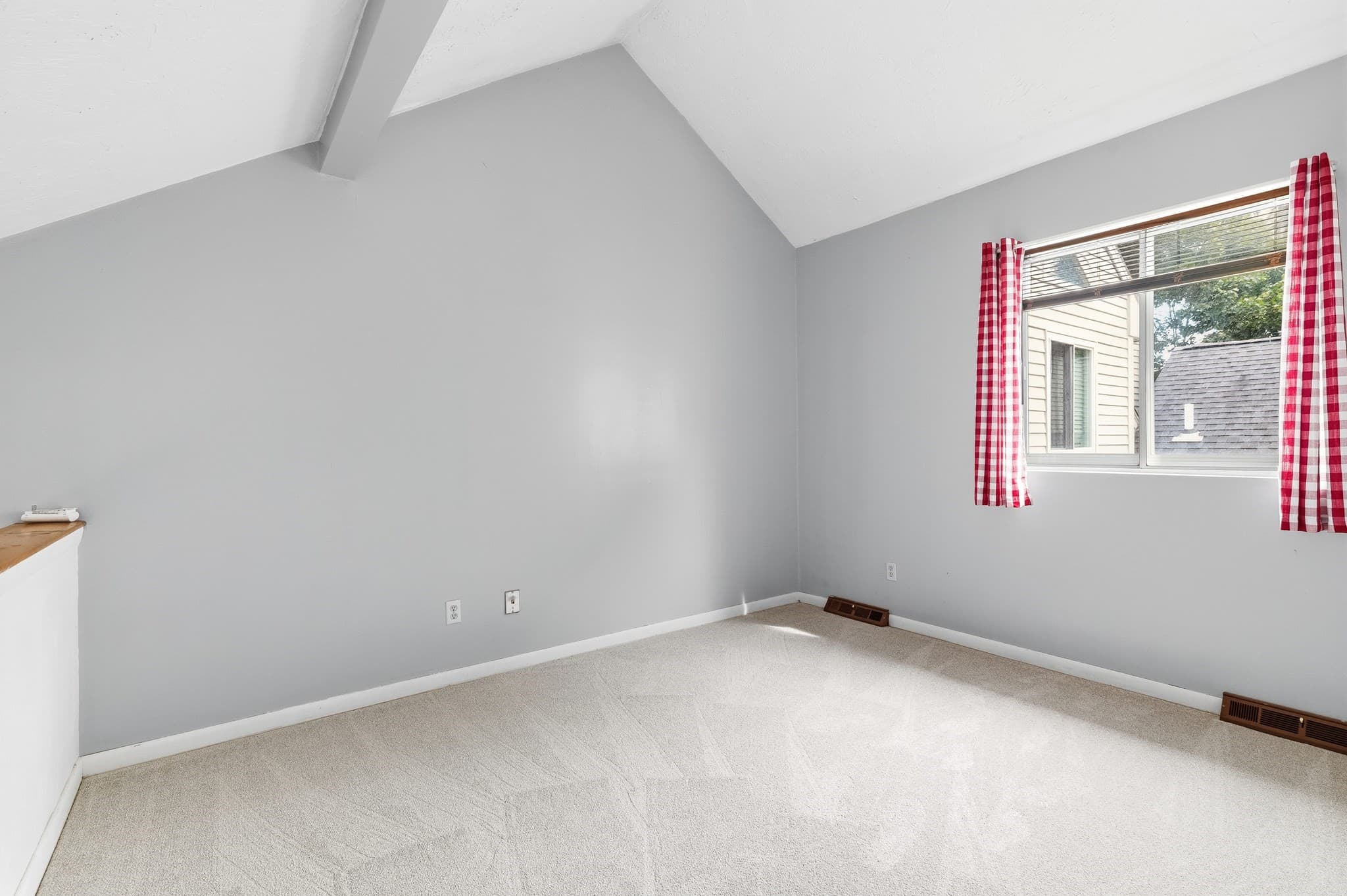 Condominium at 195 Lake Street, Unit 11 # 11, Weymouth MA 02189, Weymouth, photo 12 of 34