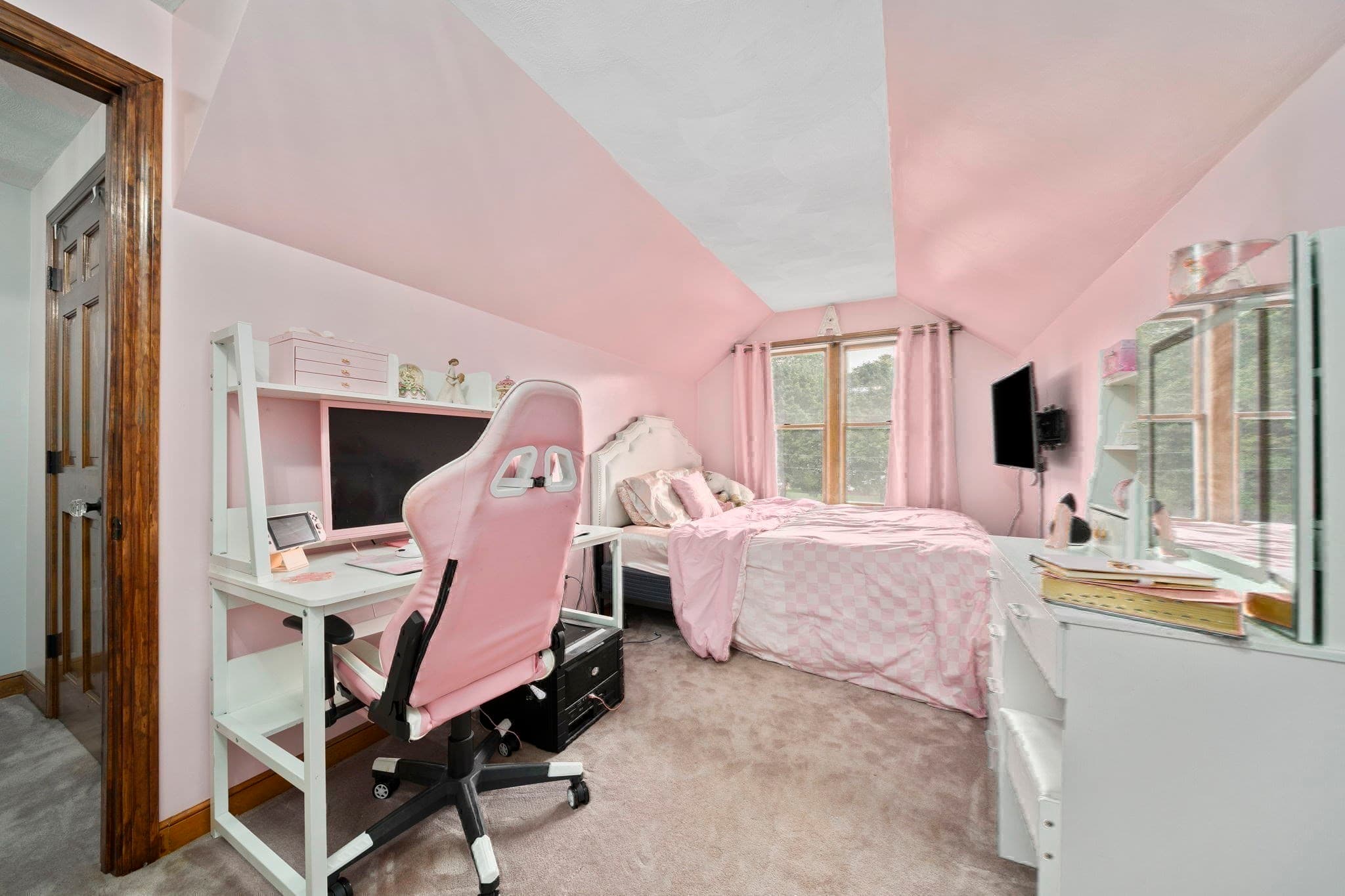 Single Family Residence at 210 Boxwood Ln, Bridgewater MA 02324, Bridgewater, photo 34 of 42