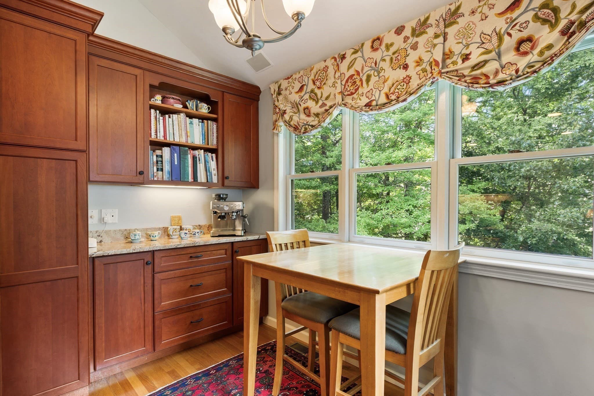Condominium at 179 Bishops Forest Dr # 179, Waltham MA 02452, Waltham, photo 11 of 42
