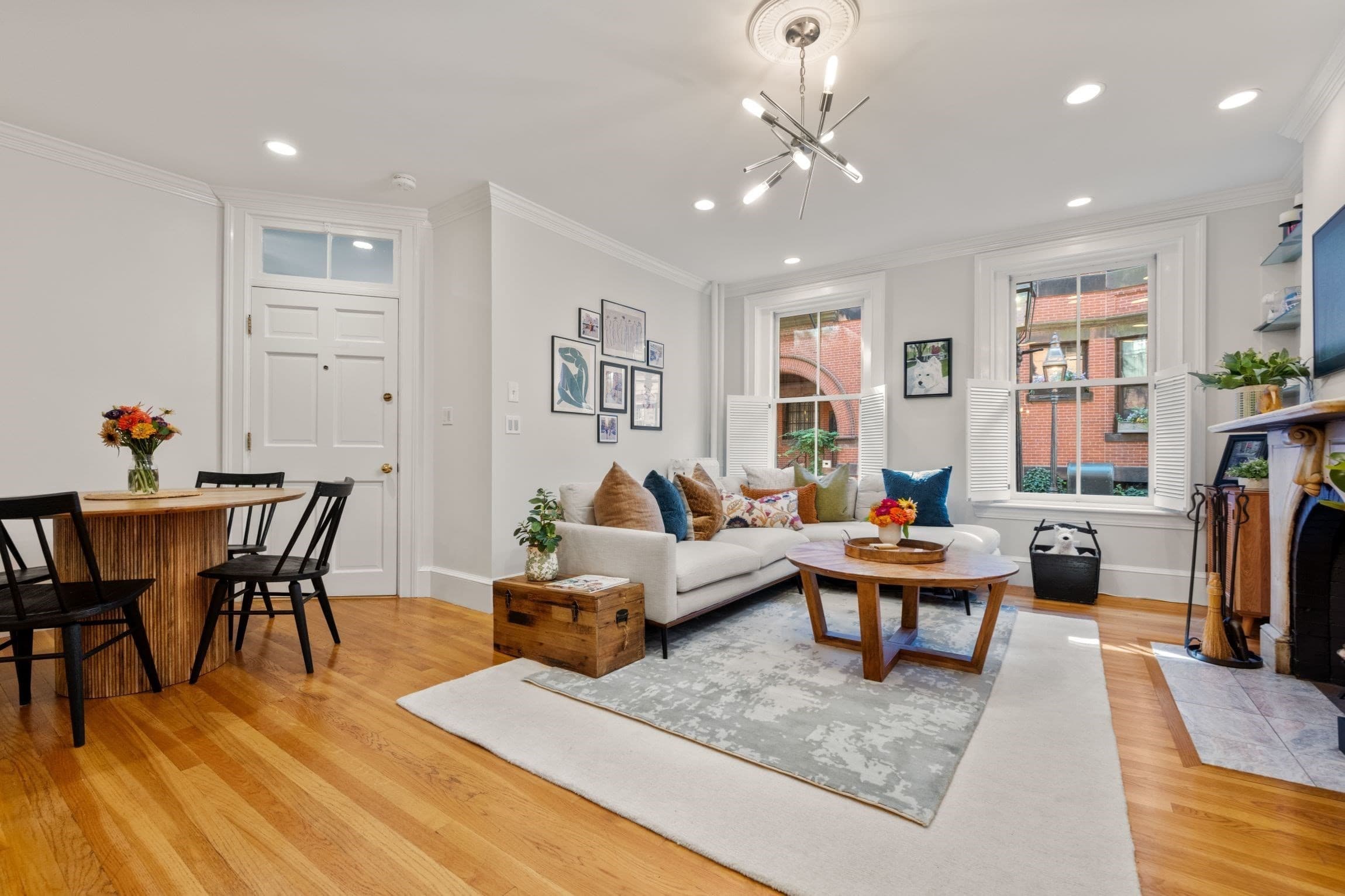 Condominium at 41 Pinckney Street # 1, Boston MA 02114, photo 2 of 21