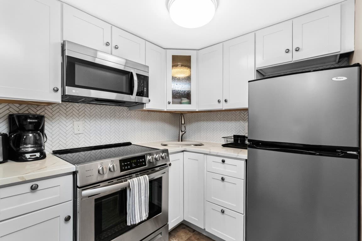 Condominium at 656 Tremont St # 2, Boston MA 02118, photo 6 of 18