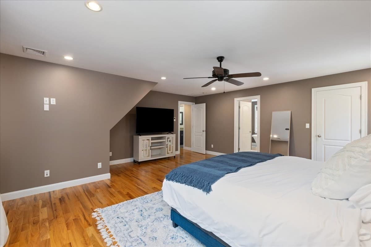 Single Family Residence at 137 Garland Dr, Pelham NH 03076, Pelham, photo 21 of 42