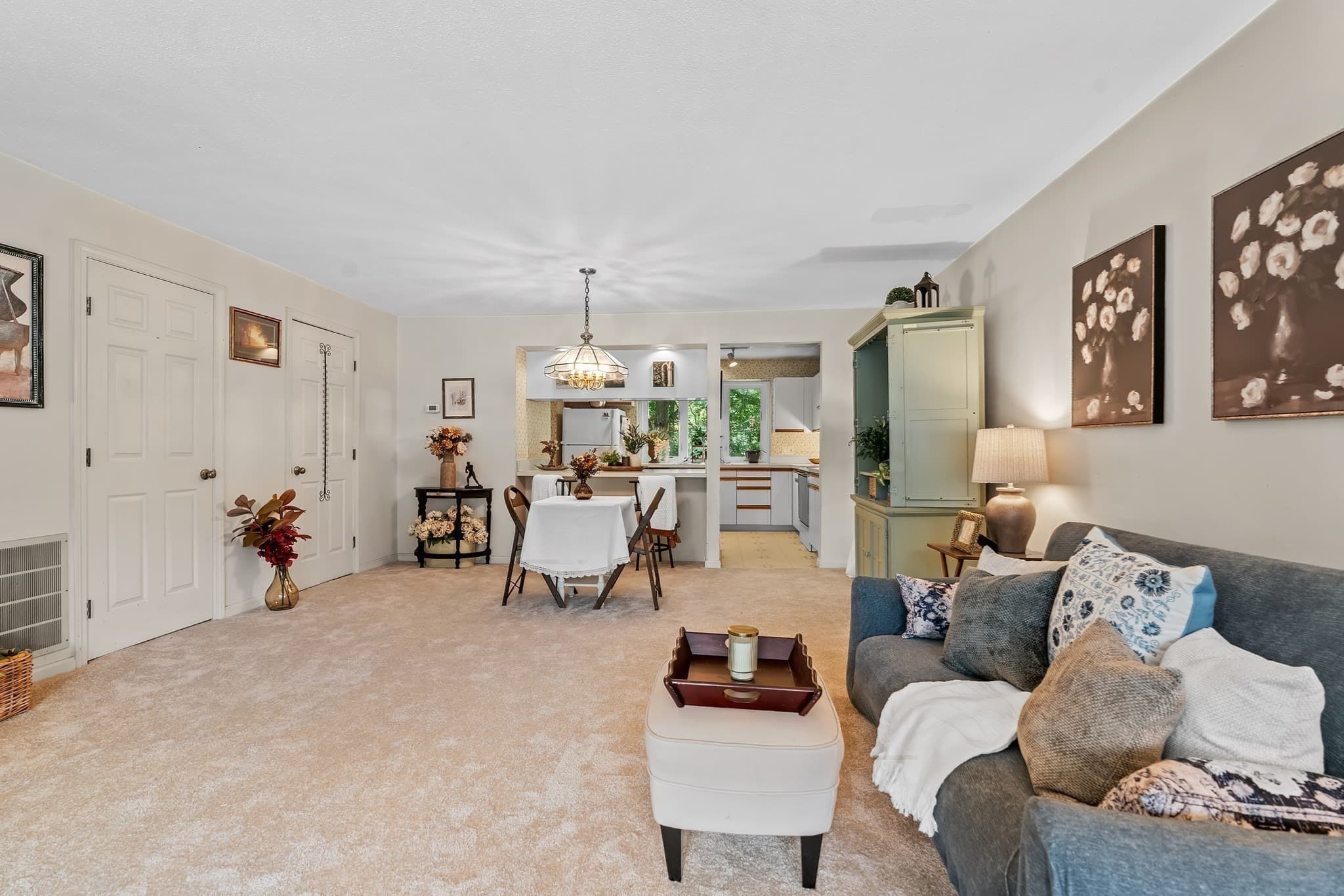 Condominium at 101 South Ave # 1004, Attleboro MA 02703, Attleboro, photo 3 of 31