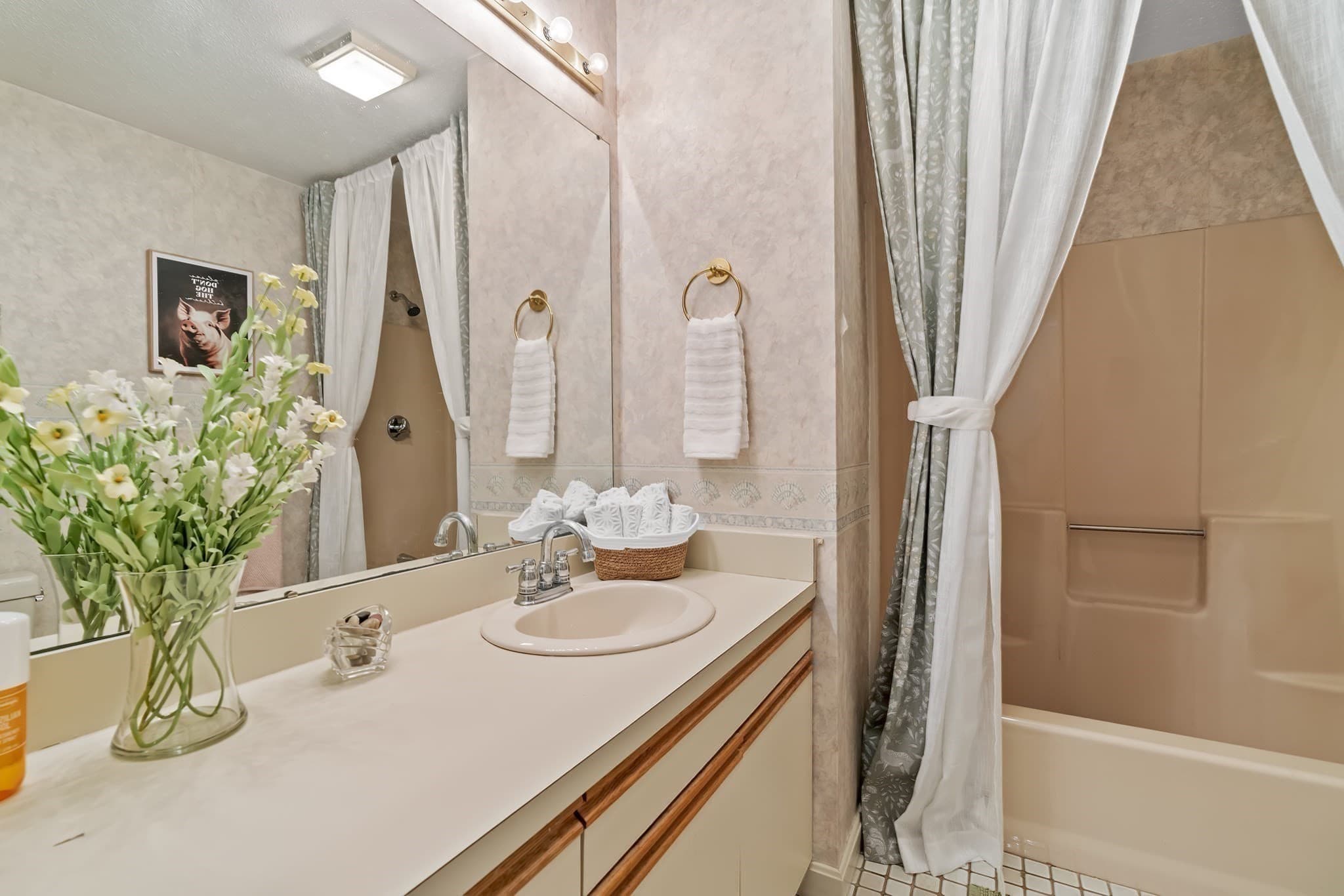 Condominium at 101 South Ave # 1004, Attleboro MA 02703, Attleboro, photo 24 of 31