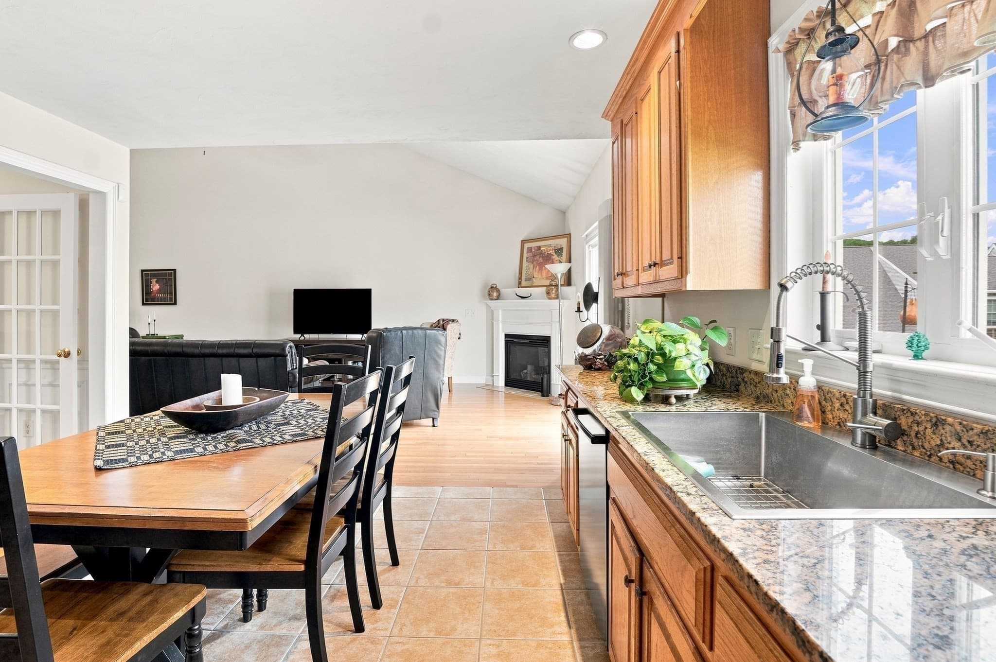 Condominium at 97 Horne Way # 97, Millbury MA 01527, Millbury, photo 12 of 32