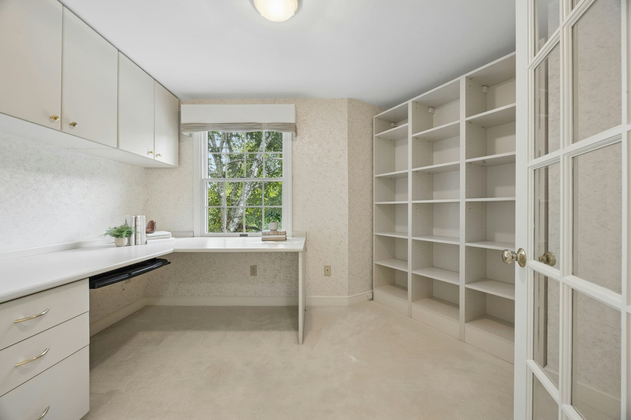 Single Family Residence at 18 Lois Lane # 18, Lexington MA 02420, Lexington, photo 27 of 42