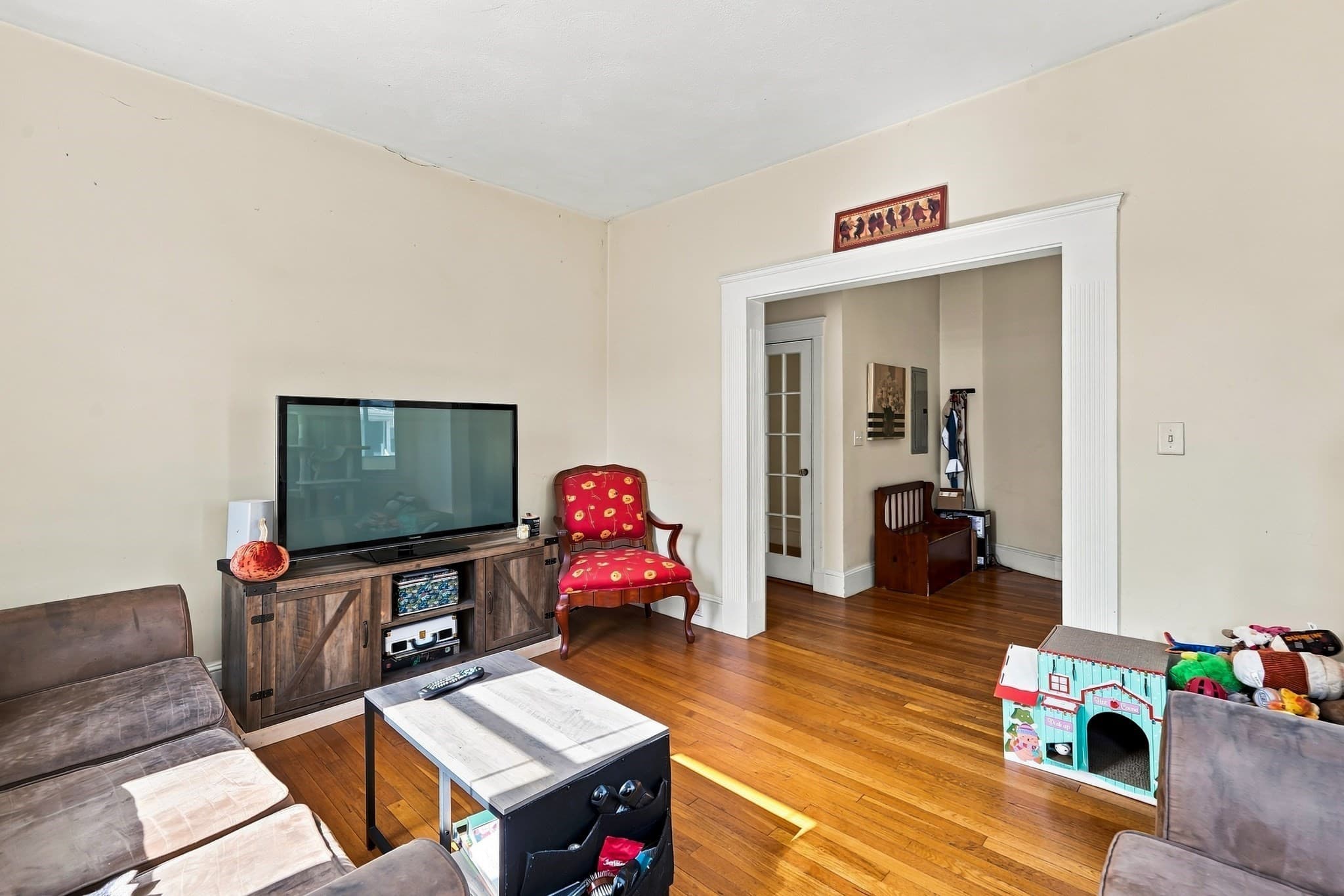 2 Family - 2 Units Up/Down at 17 Linden Rd, Melrose MA 02176, Melrose, photo 20 of 34