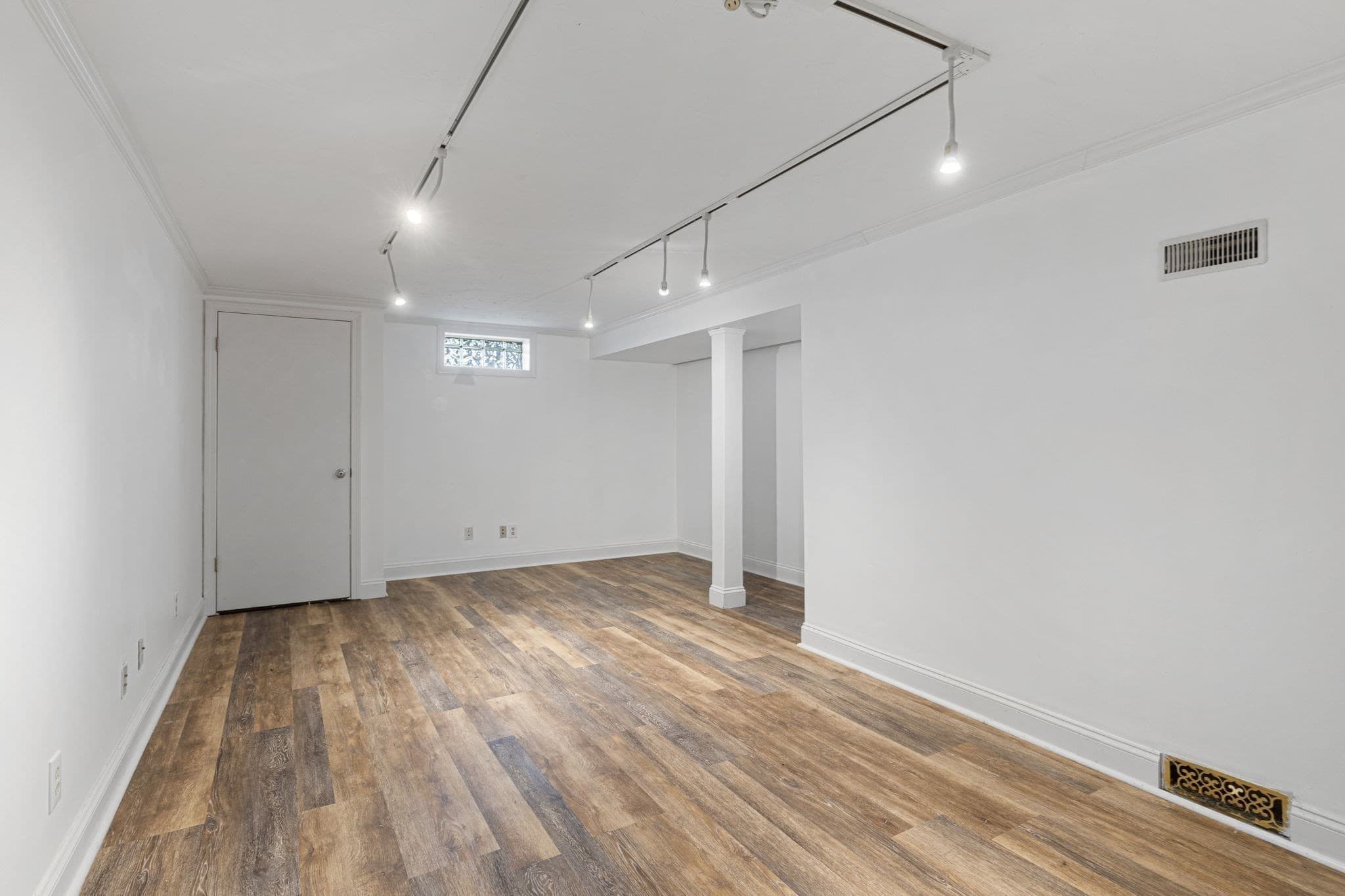 Single Family Residence at 306 Chestnut St, Randolph MA 02368, photo 18 of 27