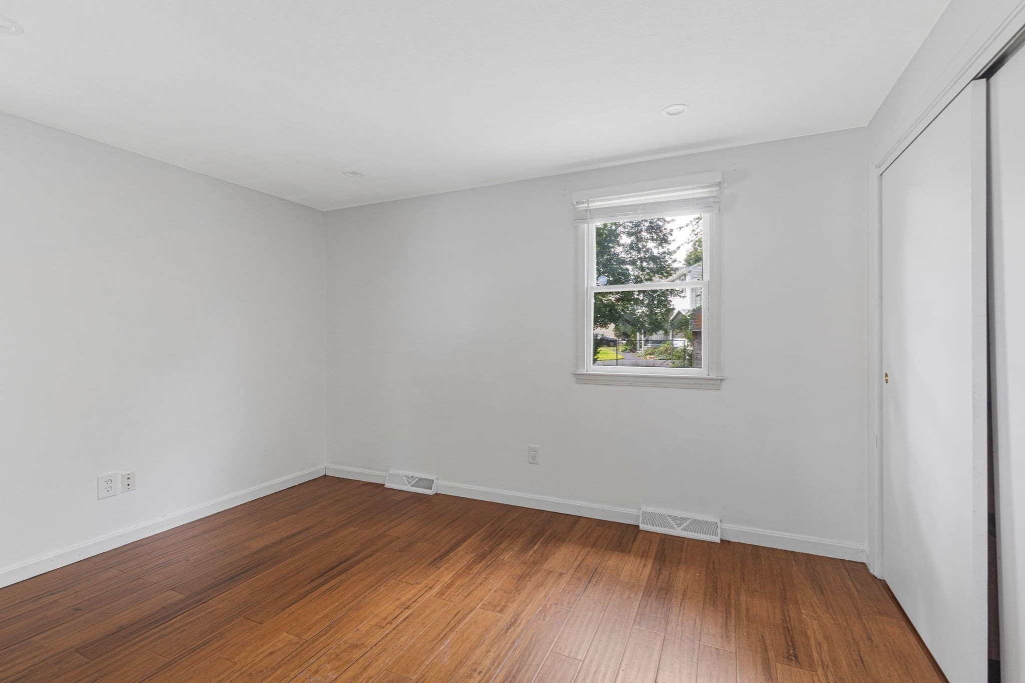 Single Family Residence at 306 Chestnut St, Randolph MA 02368, photo 15 of 27