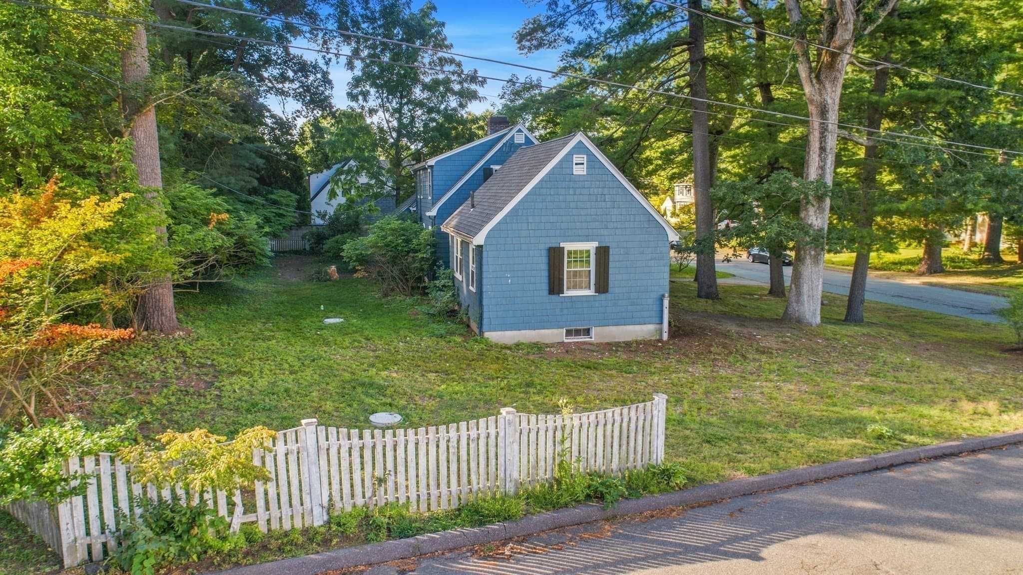 Single Family Residence at 11 Homestead Road, Lynnfield MA 01940, Lynnfield, photo 2 of 22