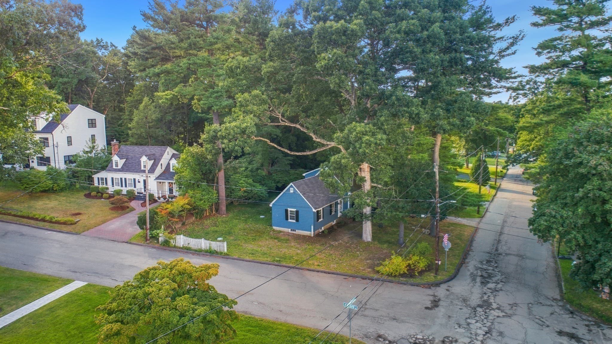 Single Family Residence at 11 Homestead Road, Lynnfield MA 01940, Lynnfield, photo 4 of 22