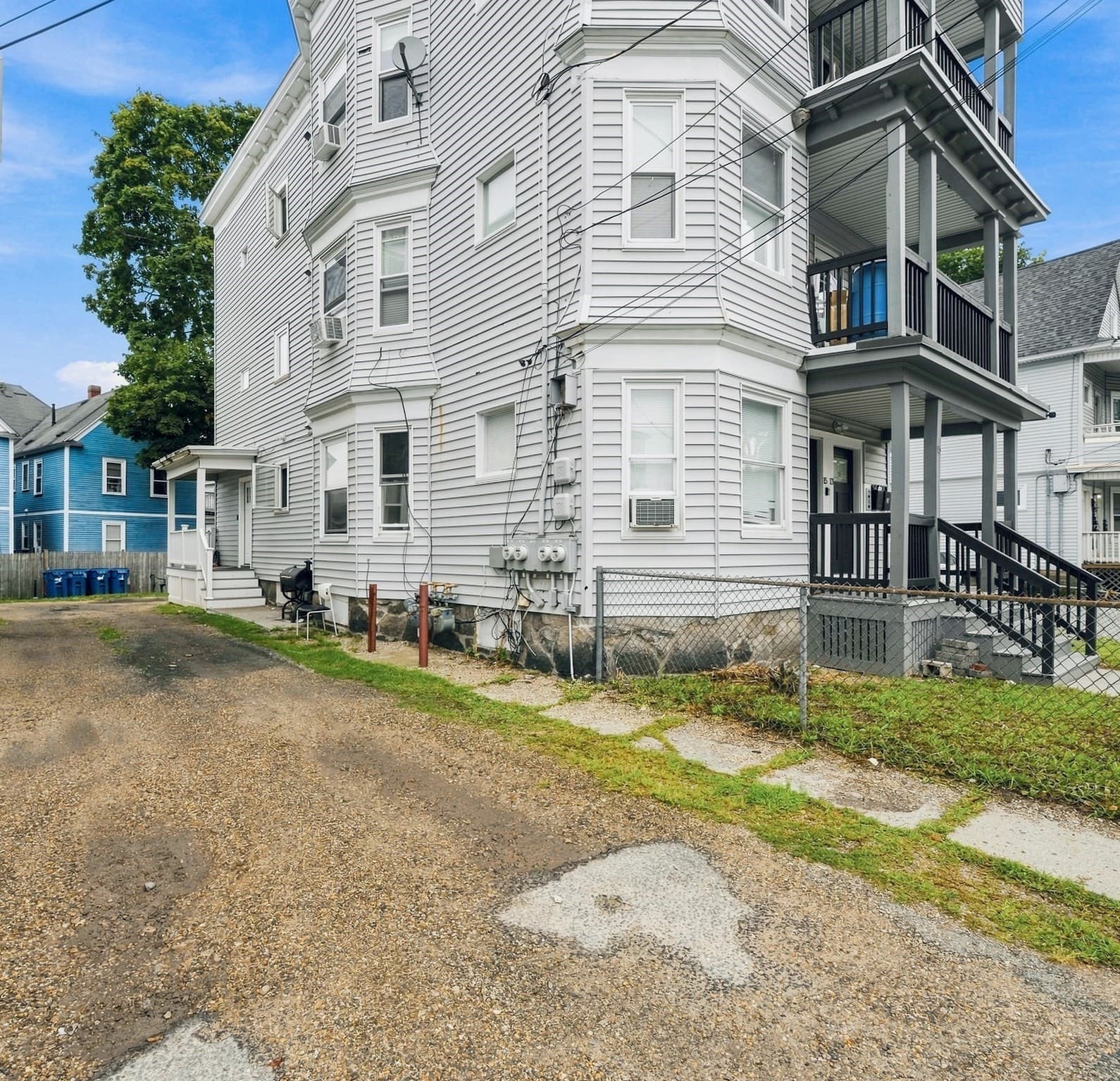 3 Family at 13-15 Falmouth St, Lawrence MA 01843, Lawrence, photo 3 of 42