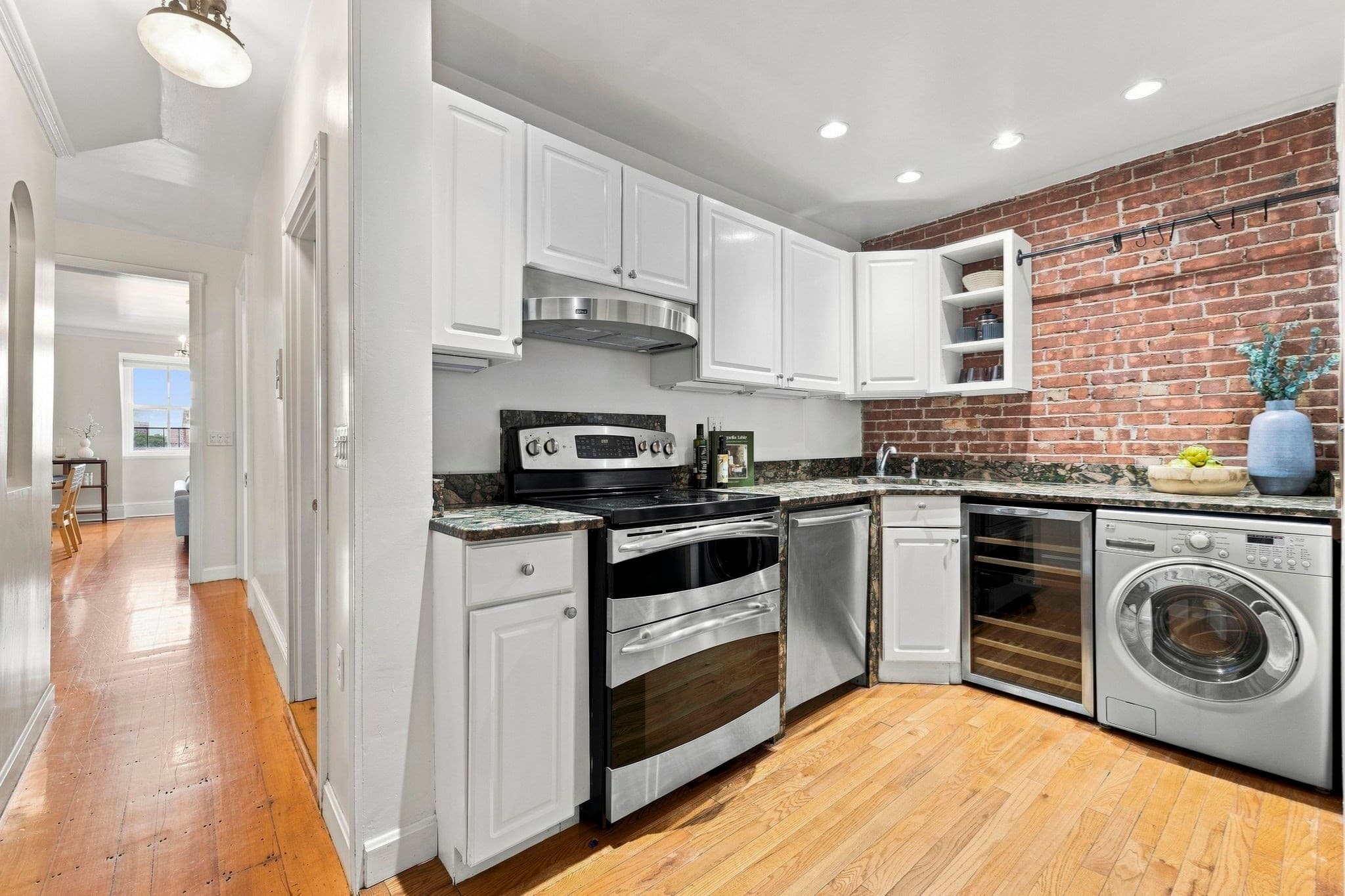 Condominium at 105 Beacon St., # 10, Boston MA 02116, photo 10 of 20