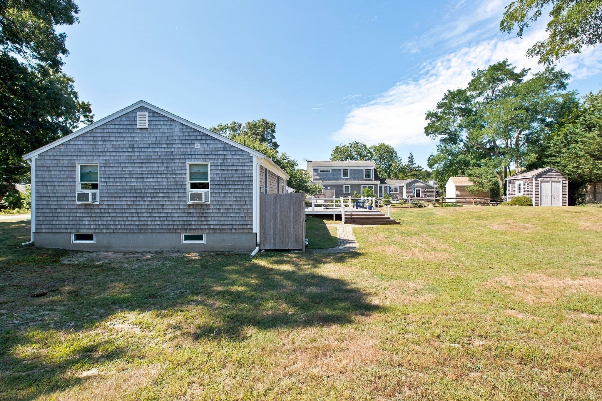 Single Family Residence at 4 Old Mill Ln, Harwich MA 02645, Harwich, photo 7 of 39