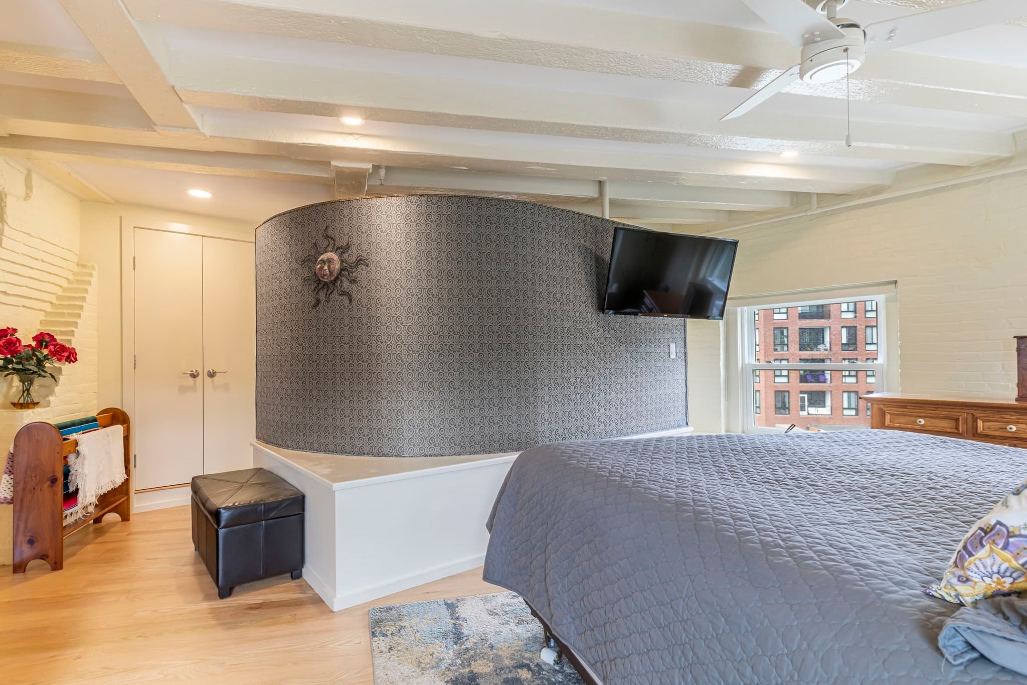 Condominium at 33 Commercial Wharf # 42, Boston MA 02110, photo 15 of 29
