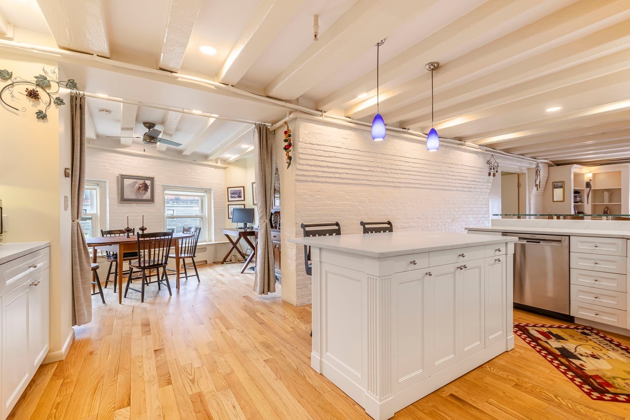 Condominium at 33 Commercial Wharf # 42, Boston MA 02110, photo 8 of 29