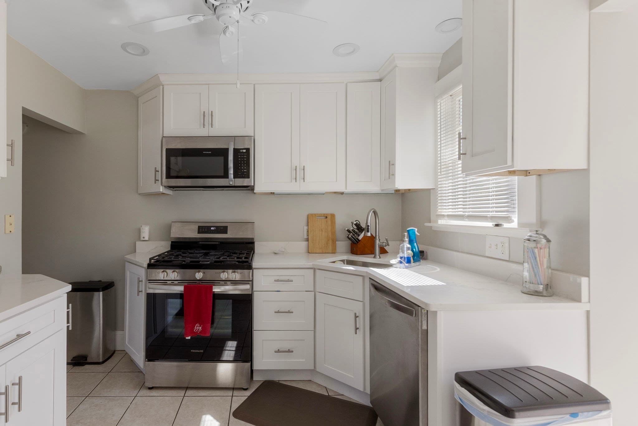 Single Family Residence at 428 Boylston St, Brookline MA 02445, Brookline, photo 3 of 22