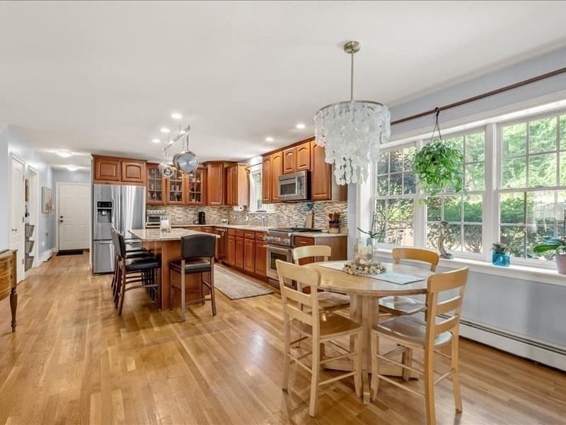 Single Family Residence at 6 Eagle Rd, Marshfield MA 02050, Marshfield, photo 6 of 41