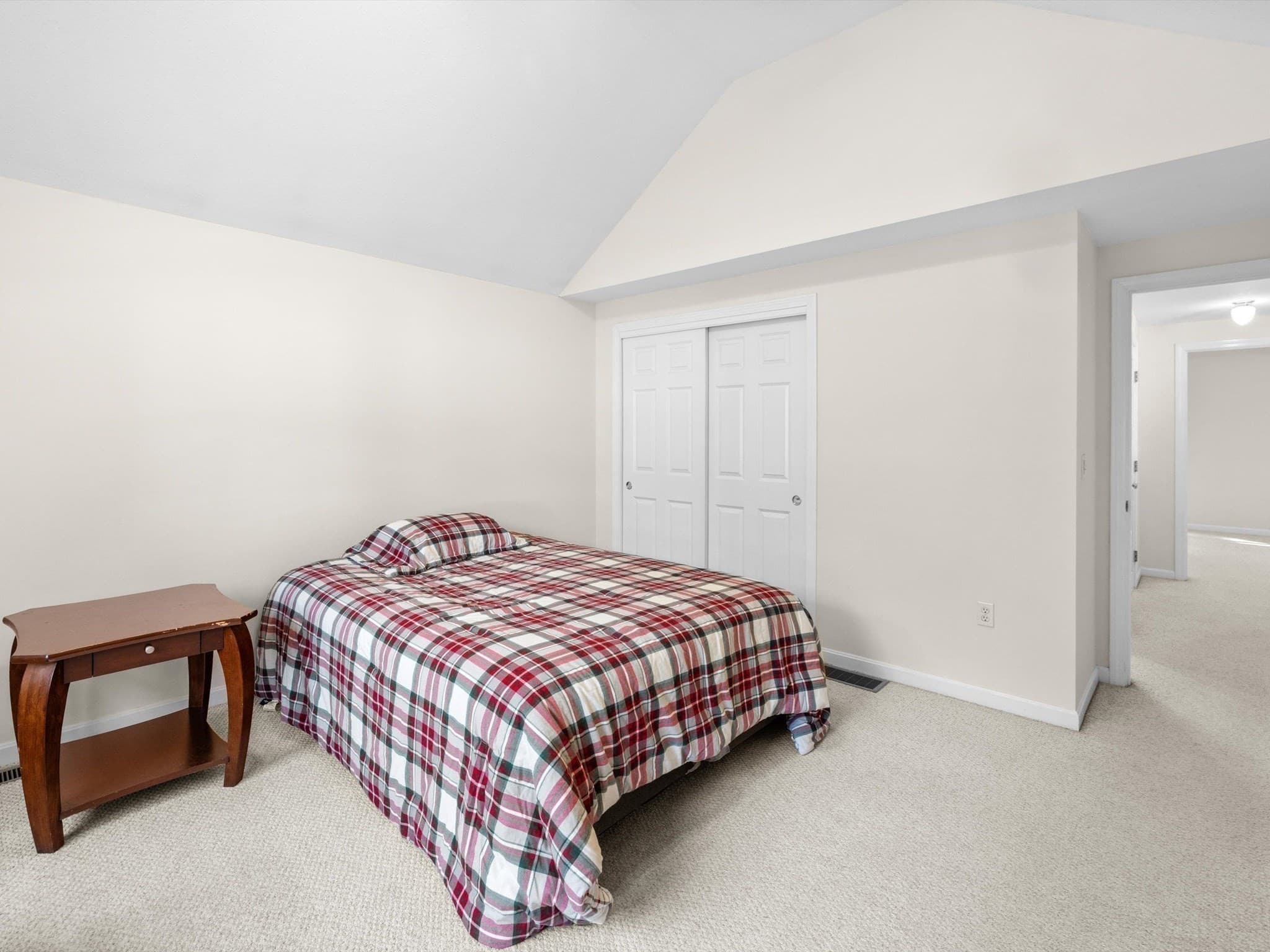 Condominium at 53 Lancaster Rd # 10, Clinton MA 01510, Clinton, photo 23 of 42