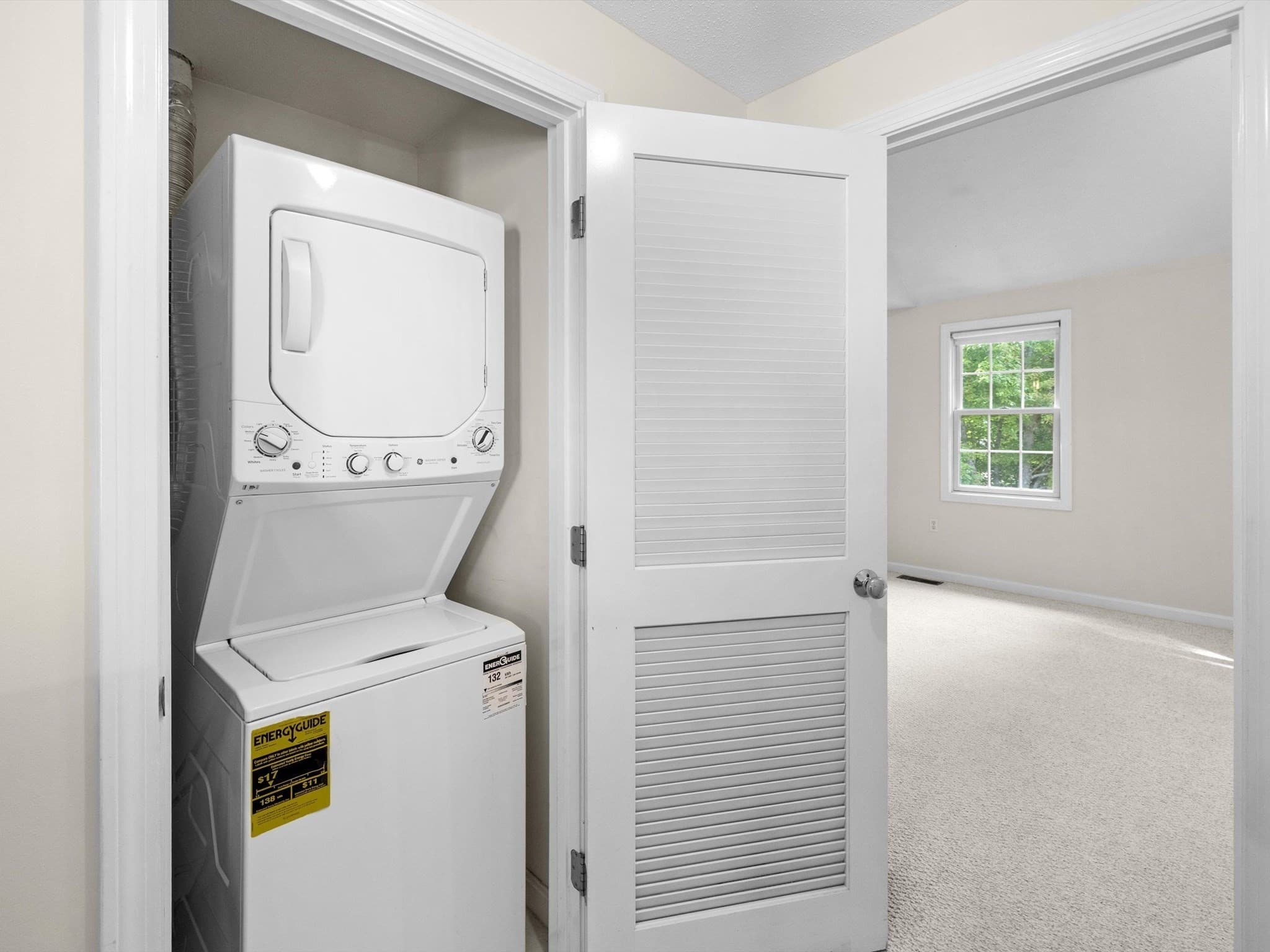 Condominium at 53 Lancaster Rd # 10, Clinton MA 01510, Clinton, photo 13 of 42