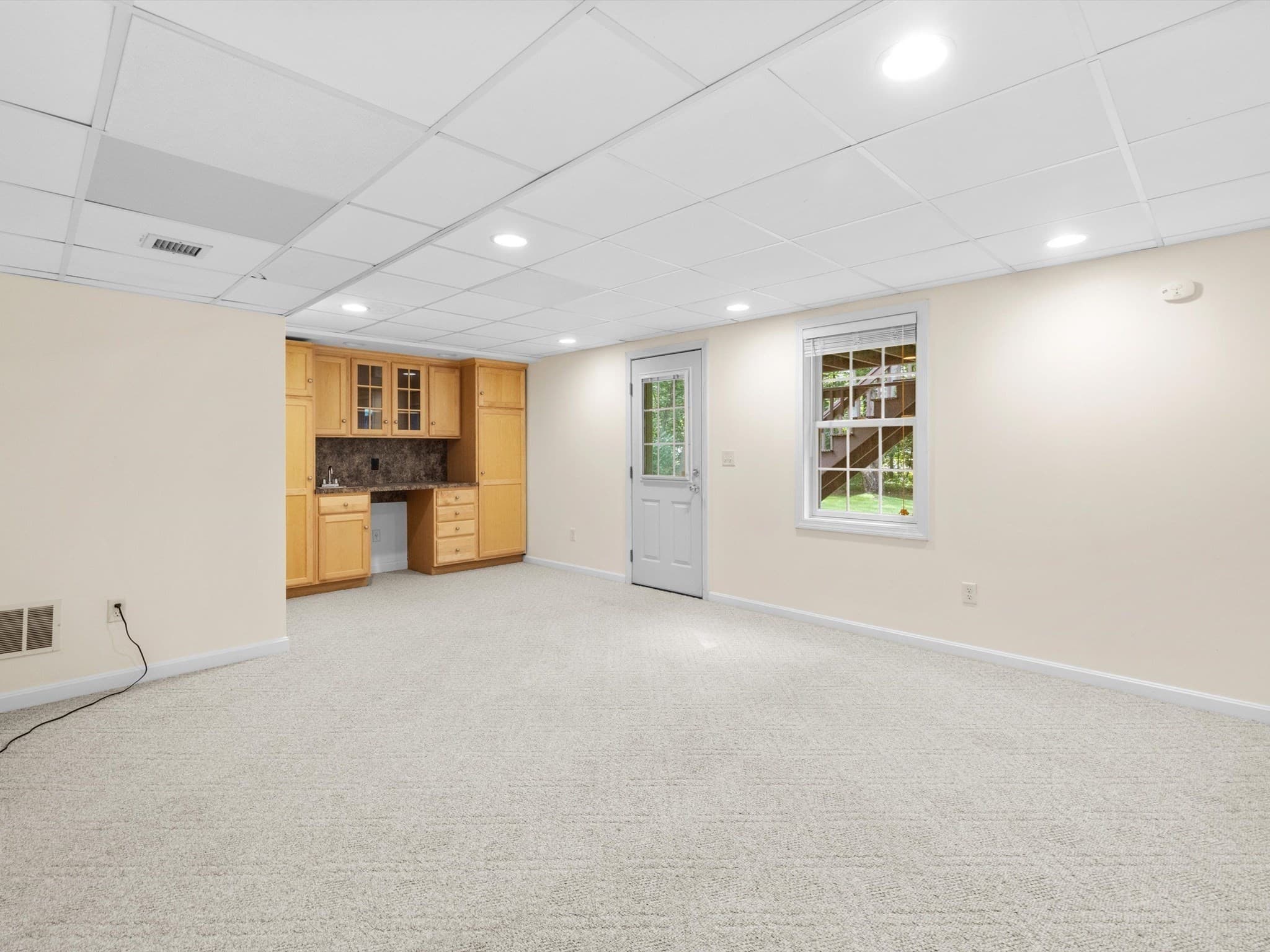 Condominium at 53 Lancaster Rd # 10, Clinton MA 01510, Clinton, photo 25 of 42