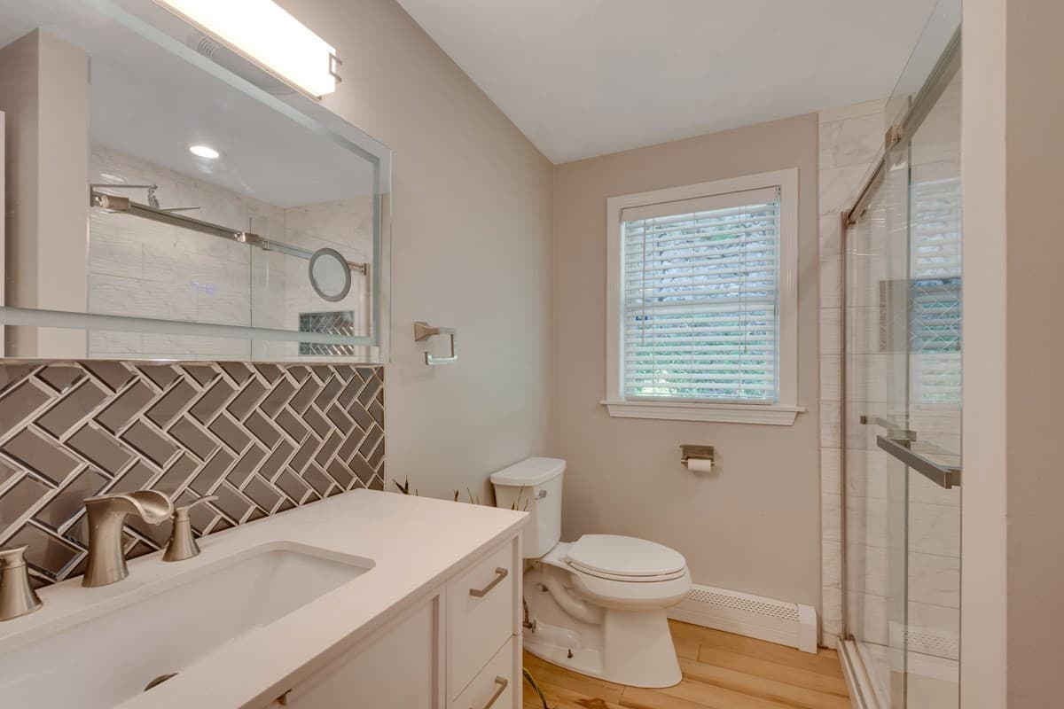 Single Family Residence at 23 Lovers Leap Ave, Lynn MA 01904, Lynn, photo 13 of 19
