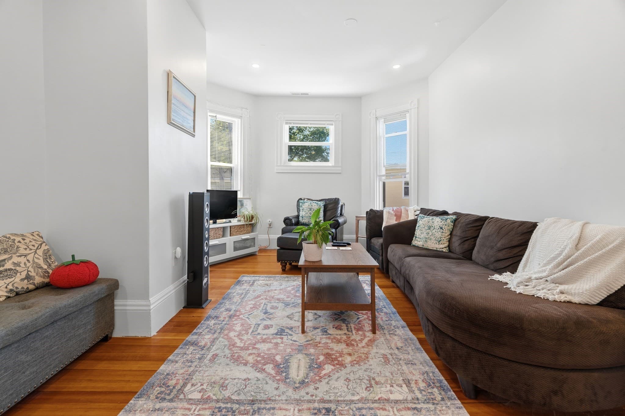 5+ Family - 5+ Units Side by Side at 374-374A Centre St, Boston MA 02130, Boston, photo 24 of 40
