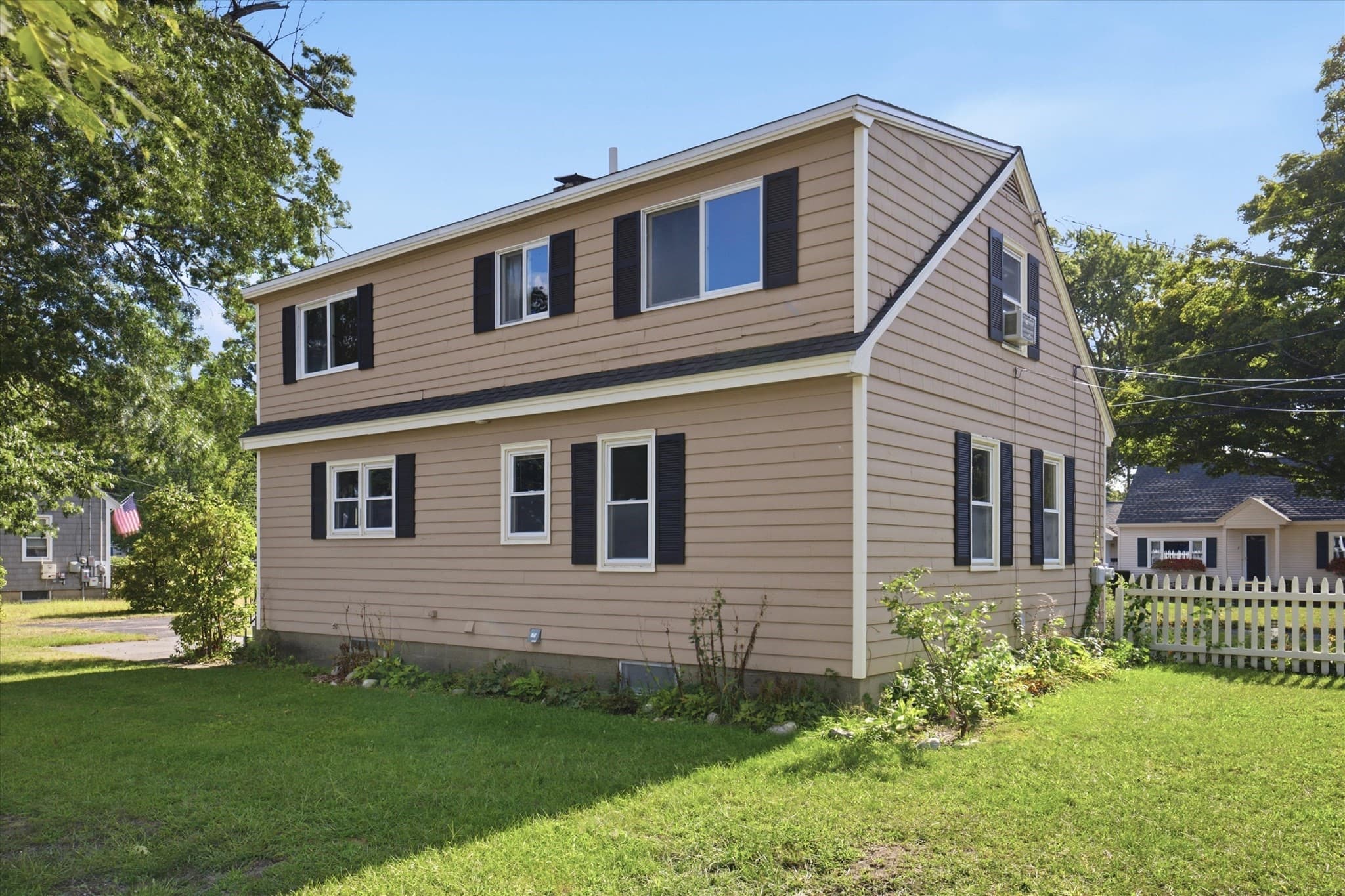 Single Family Residence at 6 Pleasant St, Chelmsford MA 01824, photo 41 of 42