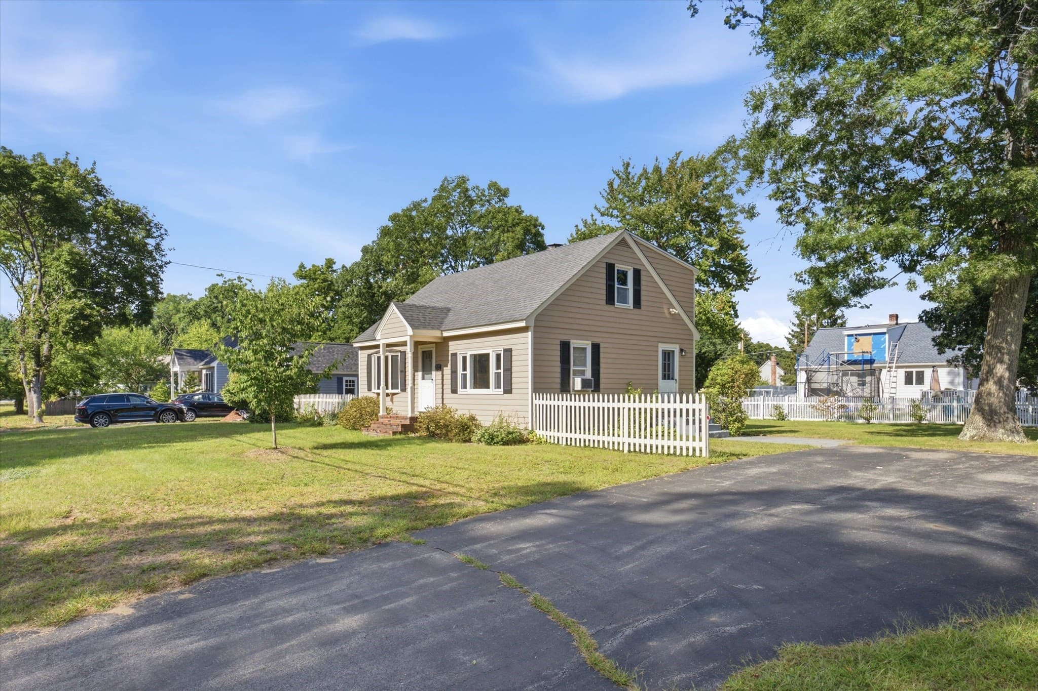 Single Family Residence at 6 Pleasant St, Chelmsford MA 01824, photo 37 of 42
