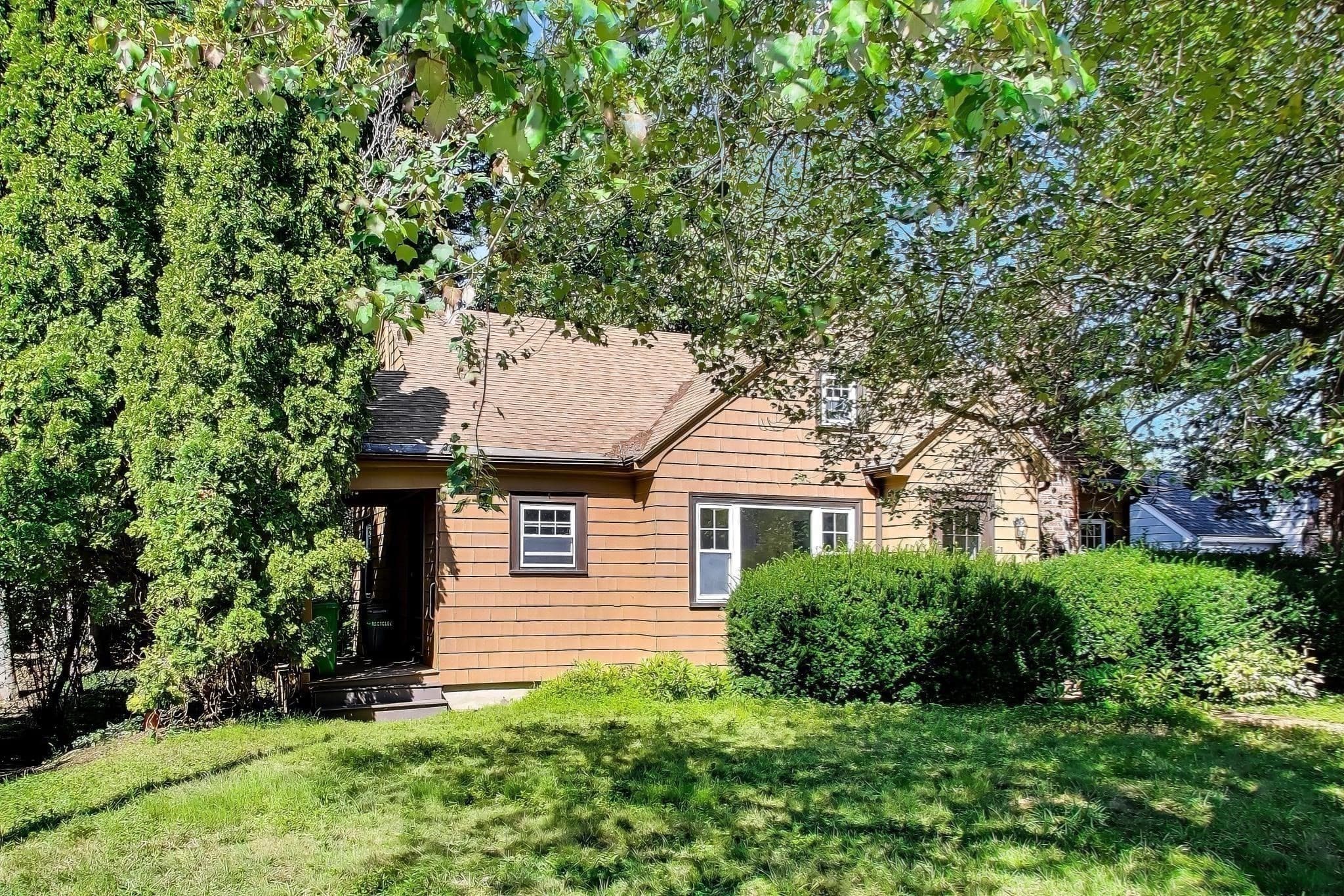 Single Family Residence at 72 Sexton Ave, Westwood MA 02090, Westwood, photo 3 of 33