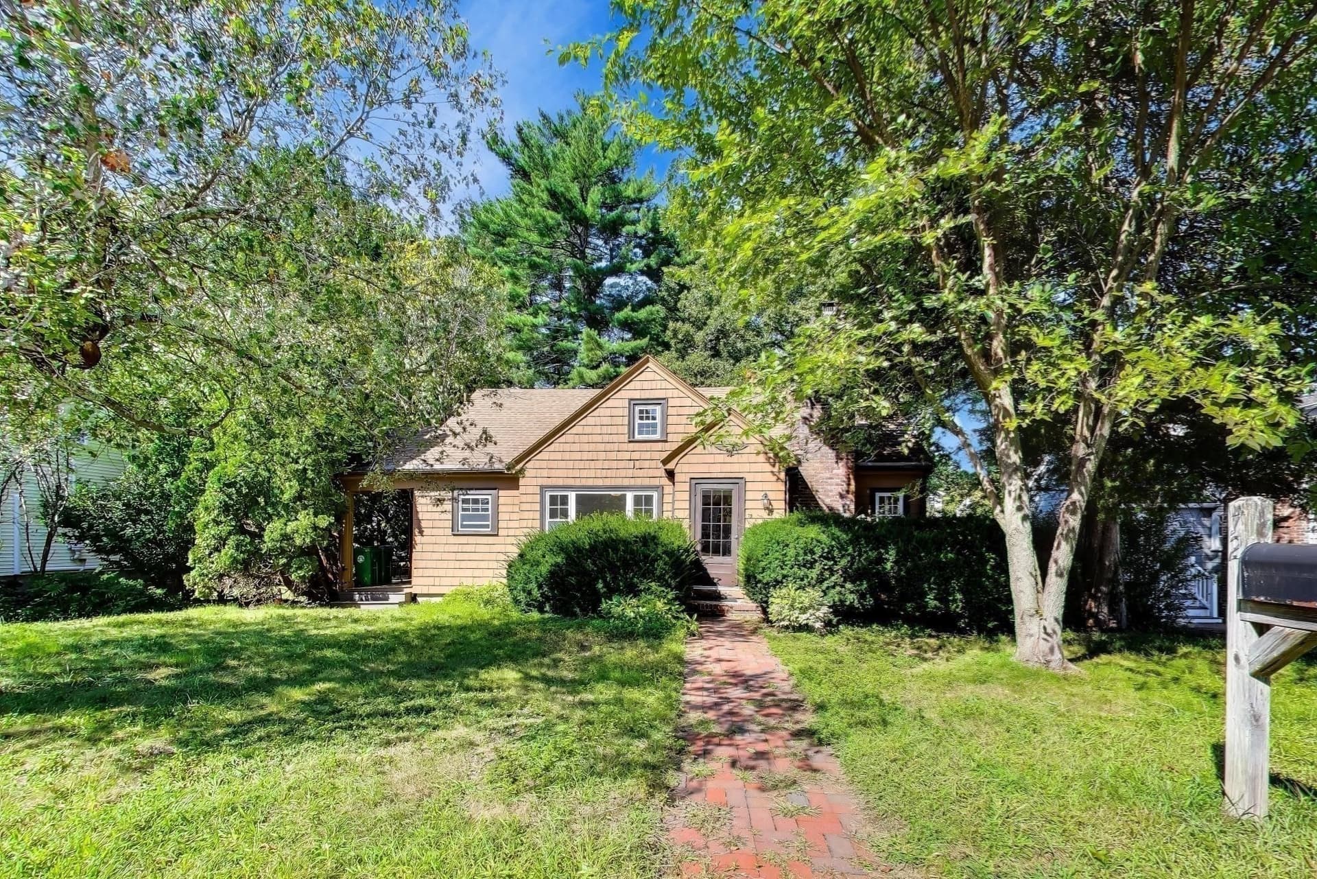 Single Family Residence at 72 Sexton Ave, Westwood MA 02090, photo 32 of 33