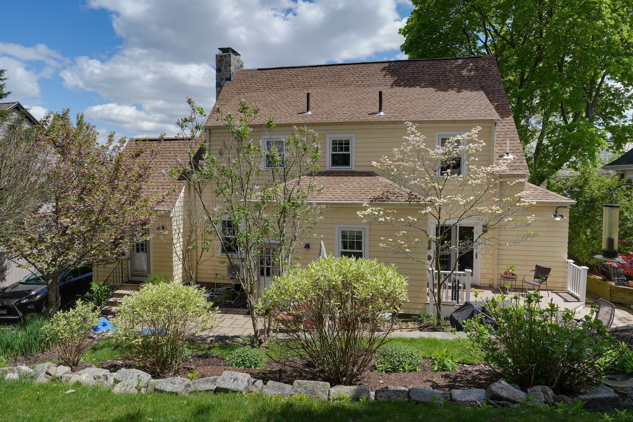 Single Family Residence at 54 Elizabeth Rd, Belmont MA 02478, Belmont, photo 3 of 42