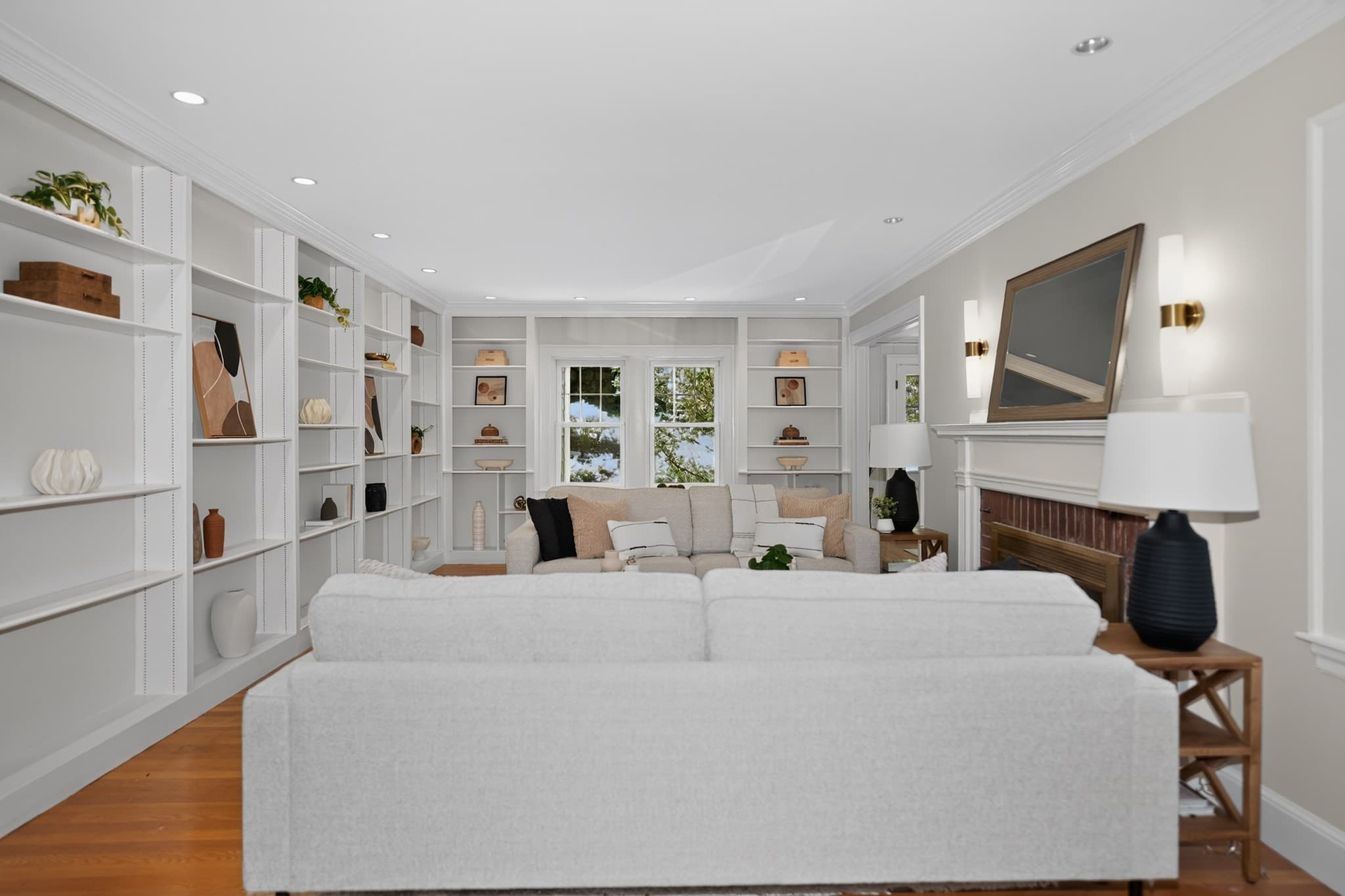 Single Family Residence at 54 Elizabeth Rd, Belmont MA 02478, Belmont, photo 9 of 42