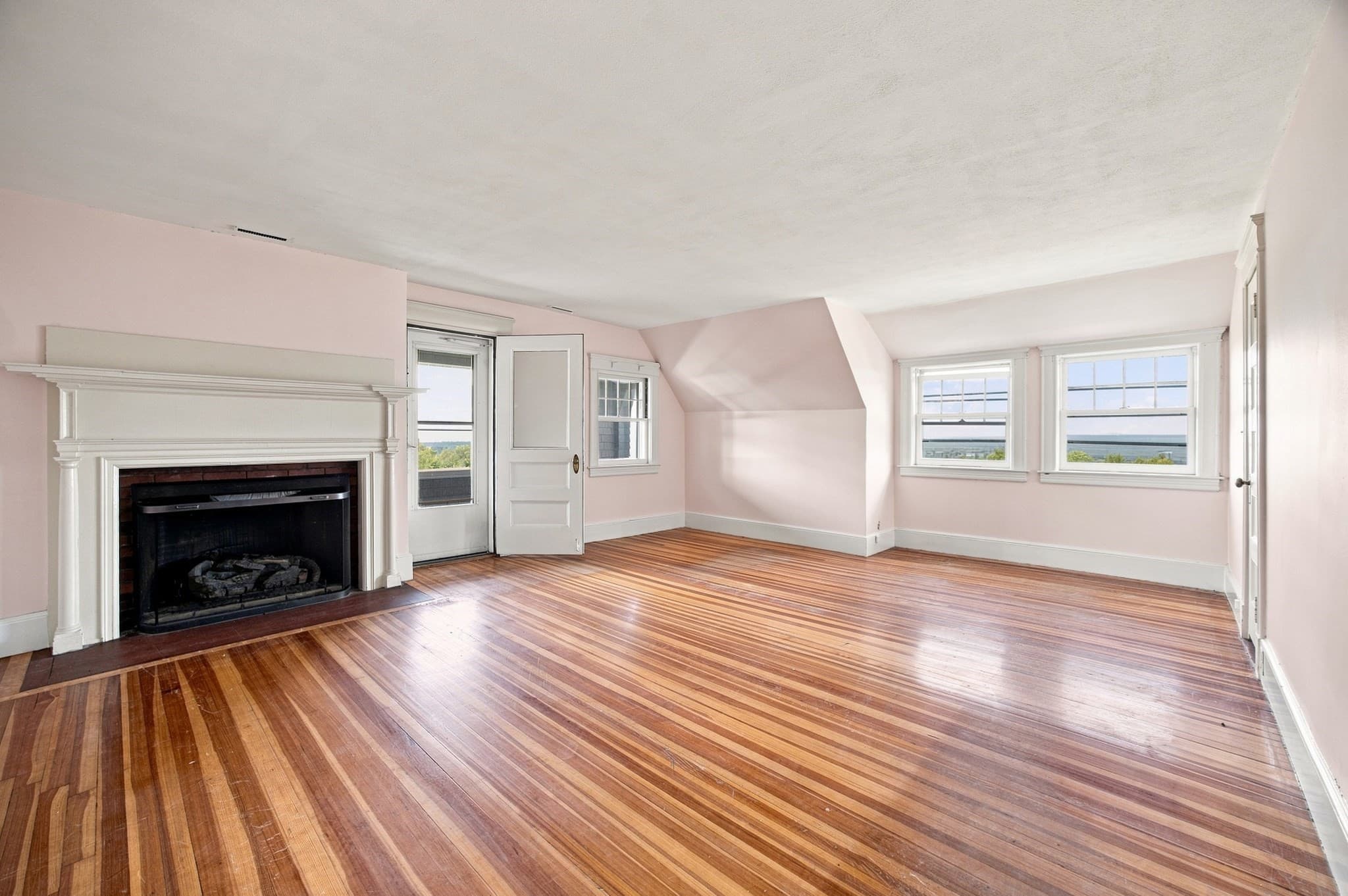 Single Family Residence at 23R Burlingame, Palmer MA 01069, photo 18 of 42