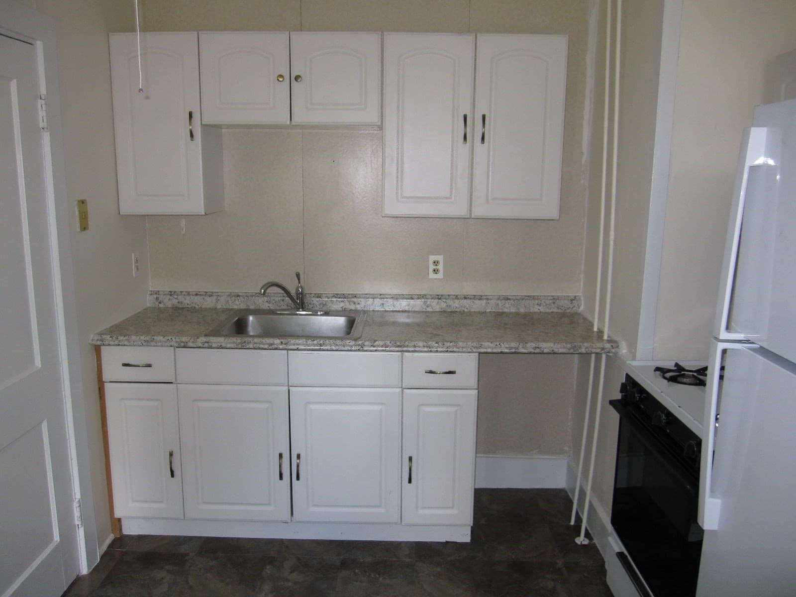 3 Family at 179-181 Grant Street, Framingham MA 01702, Framingham, photo 4 of 28