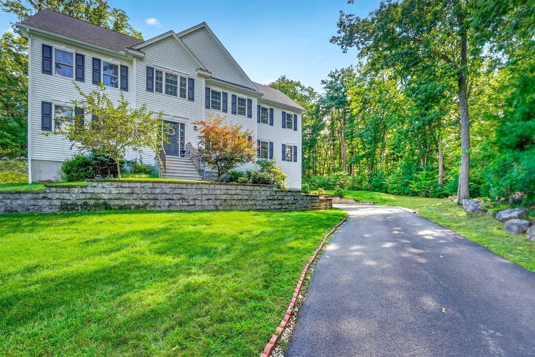Single Family Residence at 4 Murray Hill Circle, Wilmington MA 01887, Wilmington, photo 36 of 38