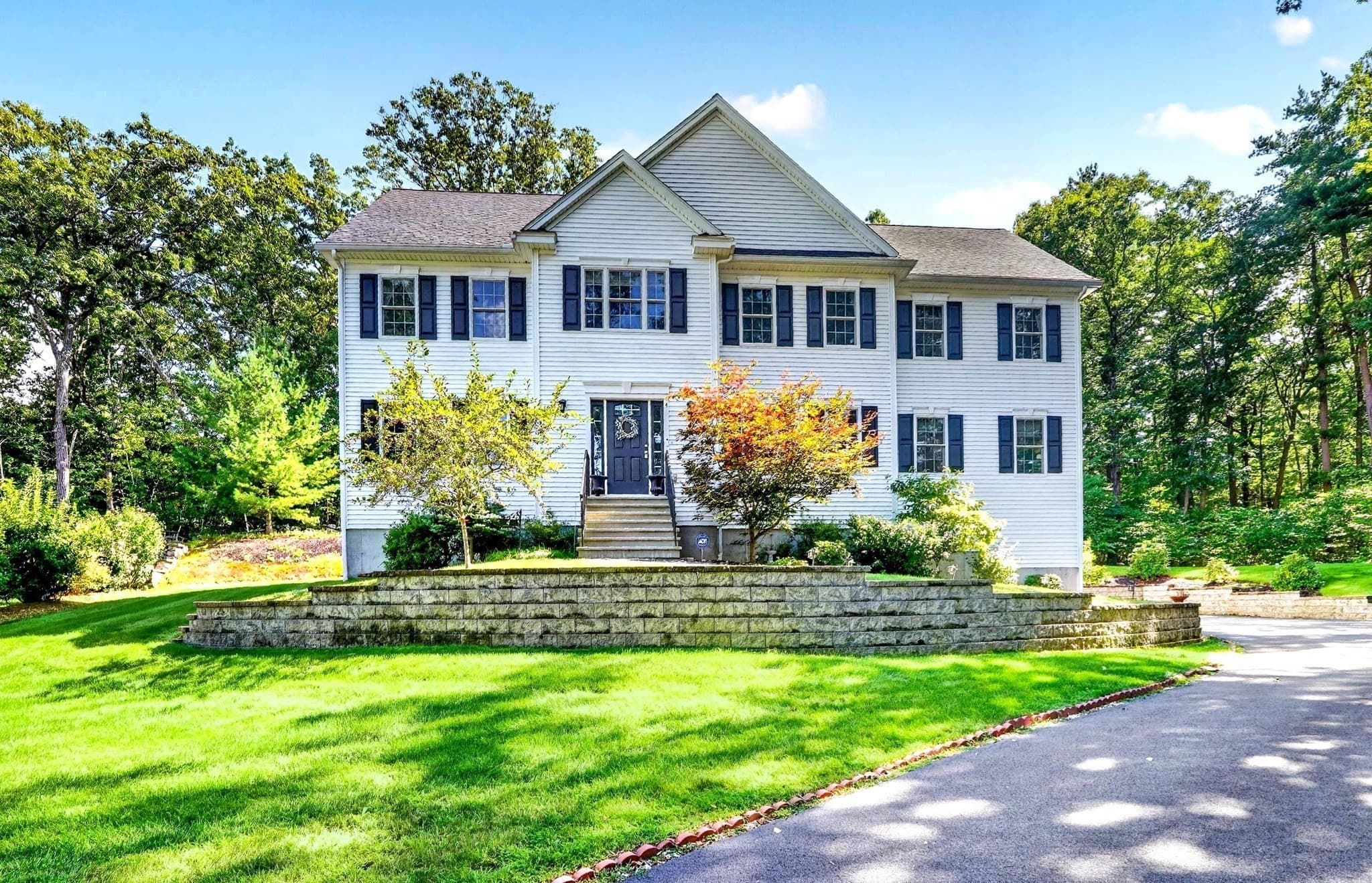 Single Family Residence at 4 Murray Hill Circle, Wilmington MA 01887, Wilmington, photo 38 of 38