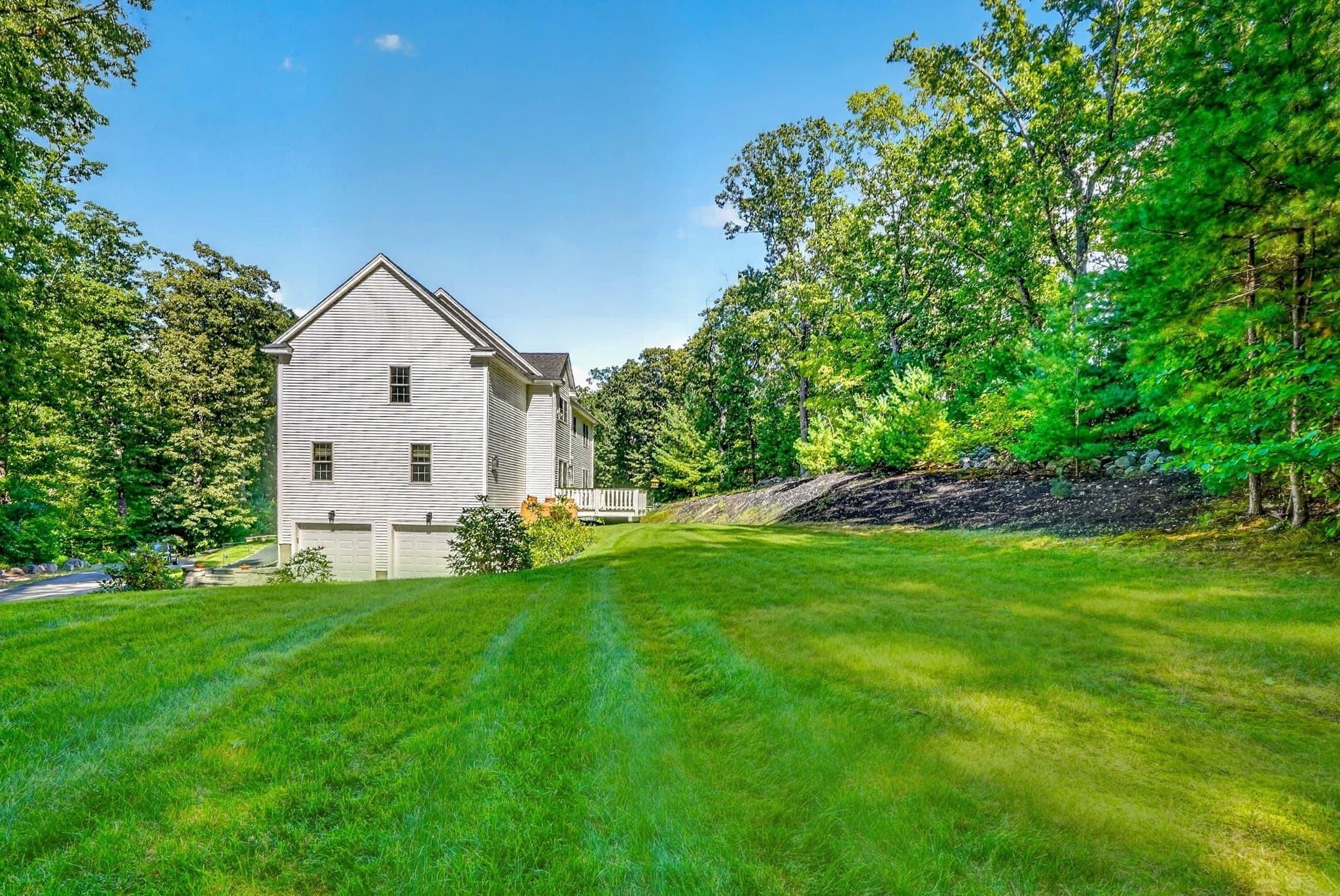 Single Family Residence at 4 Murray Hill Circle, Wilmington MA 01887, Wilmington, photo 33 of 38