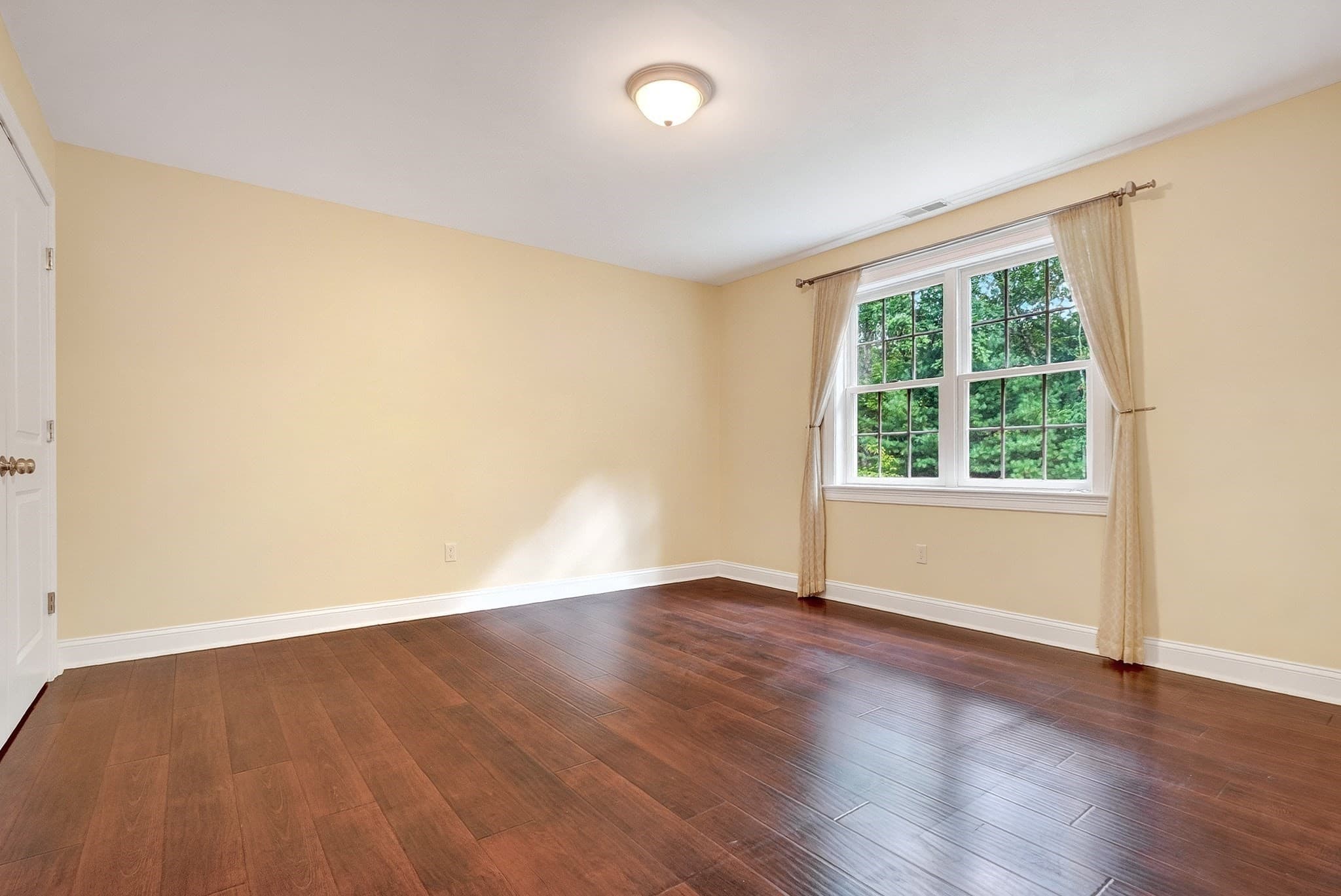 Single Family Residence at 4 Murray Hill Circle, Wilmington MA 01887, Wilmington, photo 21 of 38
