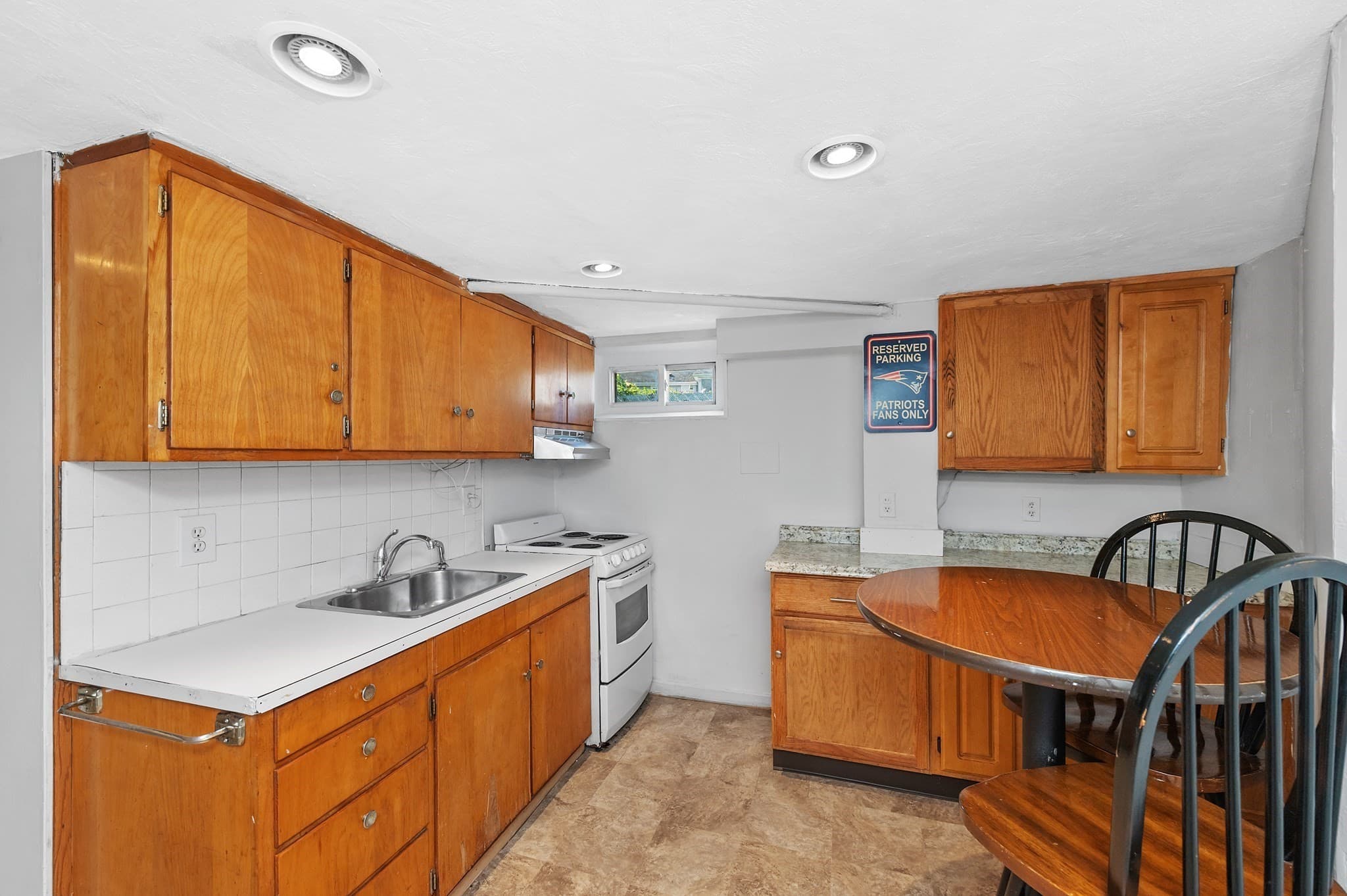 Single Family Residence at 9 Fosters Ln, Wakefield MA 01880, photo 20 of 29