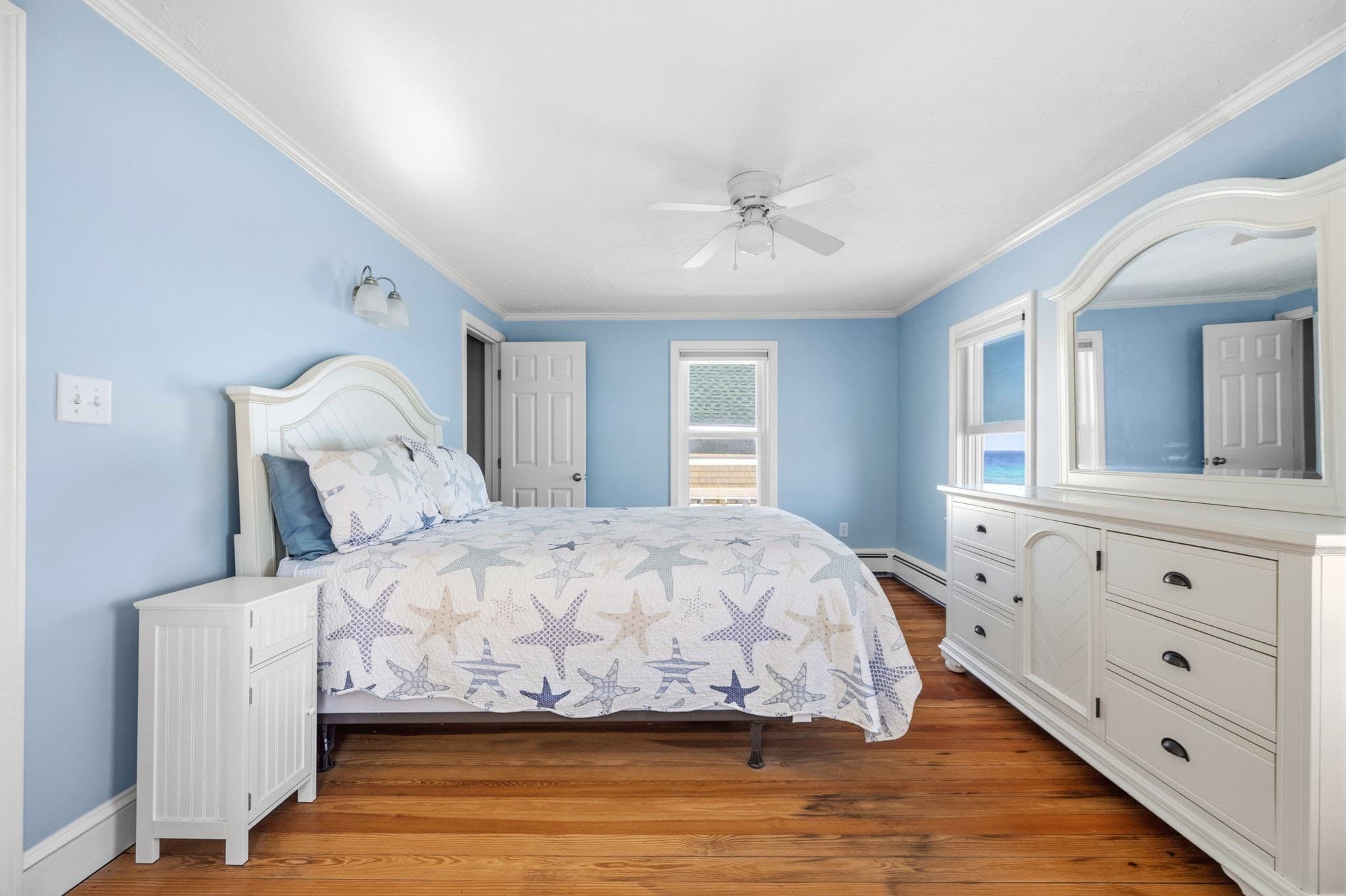 Single Family Residence at 331 Beach Ave, Hull MA 02045, Hull, photo 16 of 26