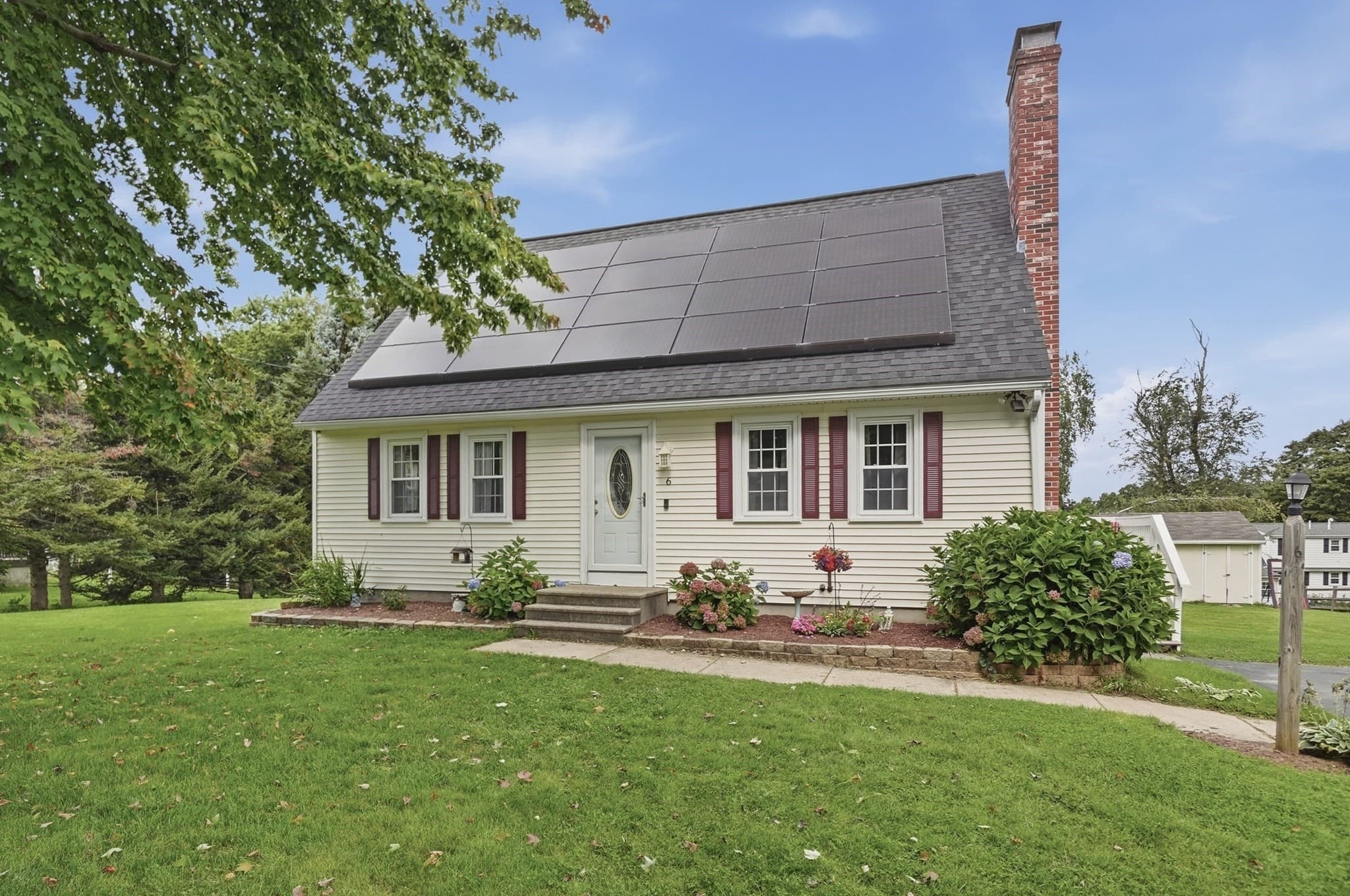 6 Westview Drive, Sutton MA 01590