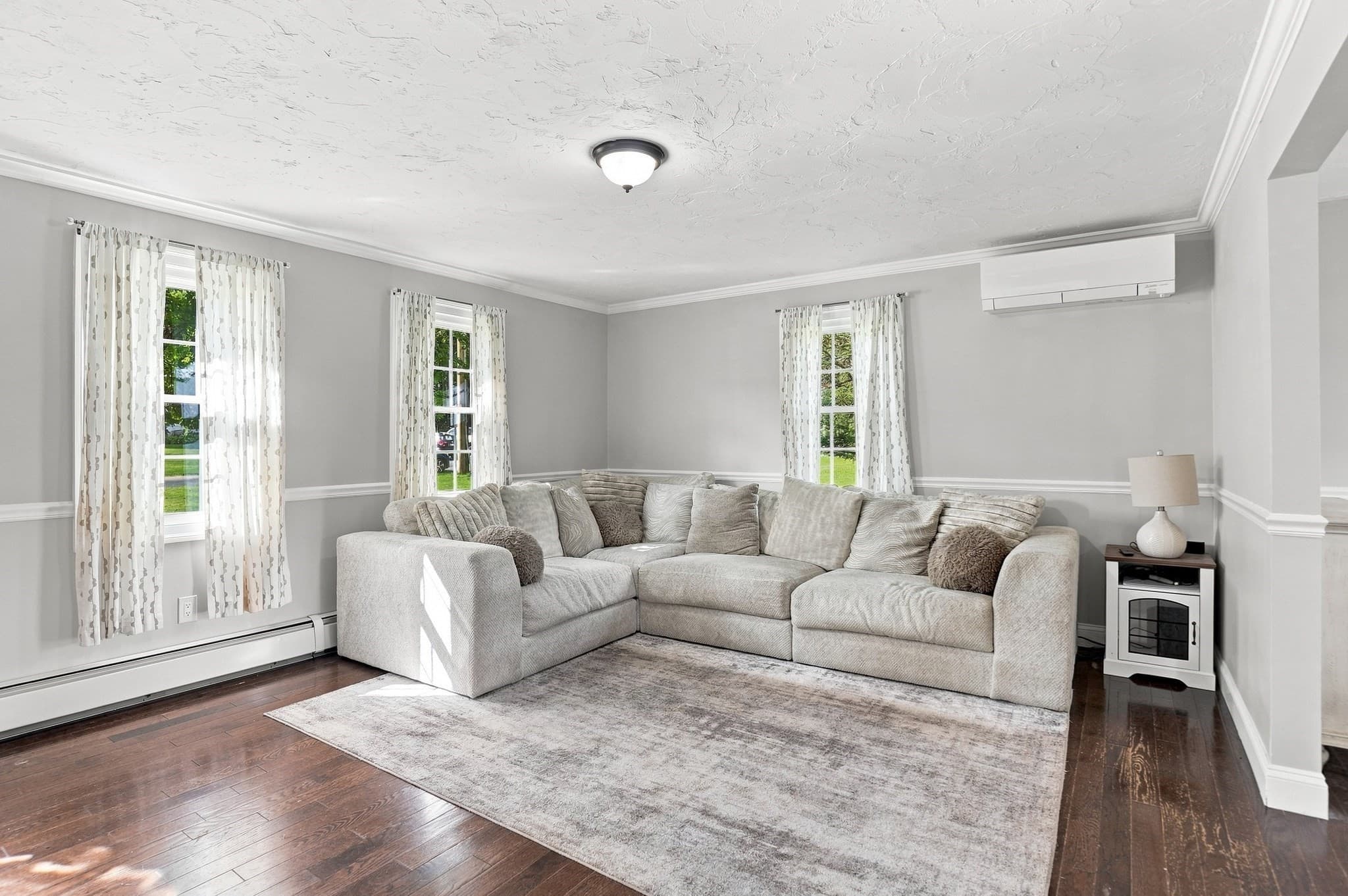 Single Family Residence at 6 Westview Drive, Sutton MA 01590, Sutton, photo 5 of 39