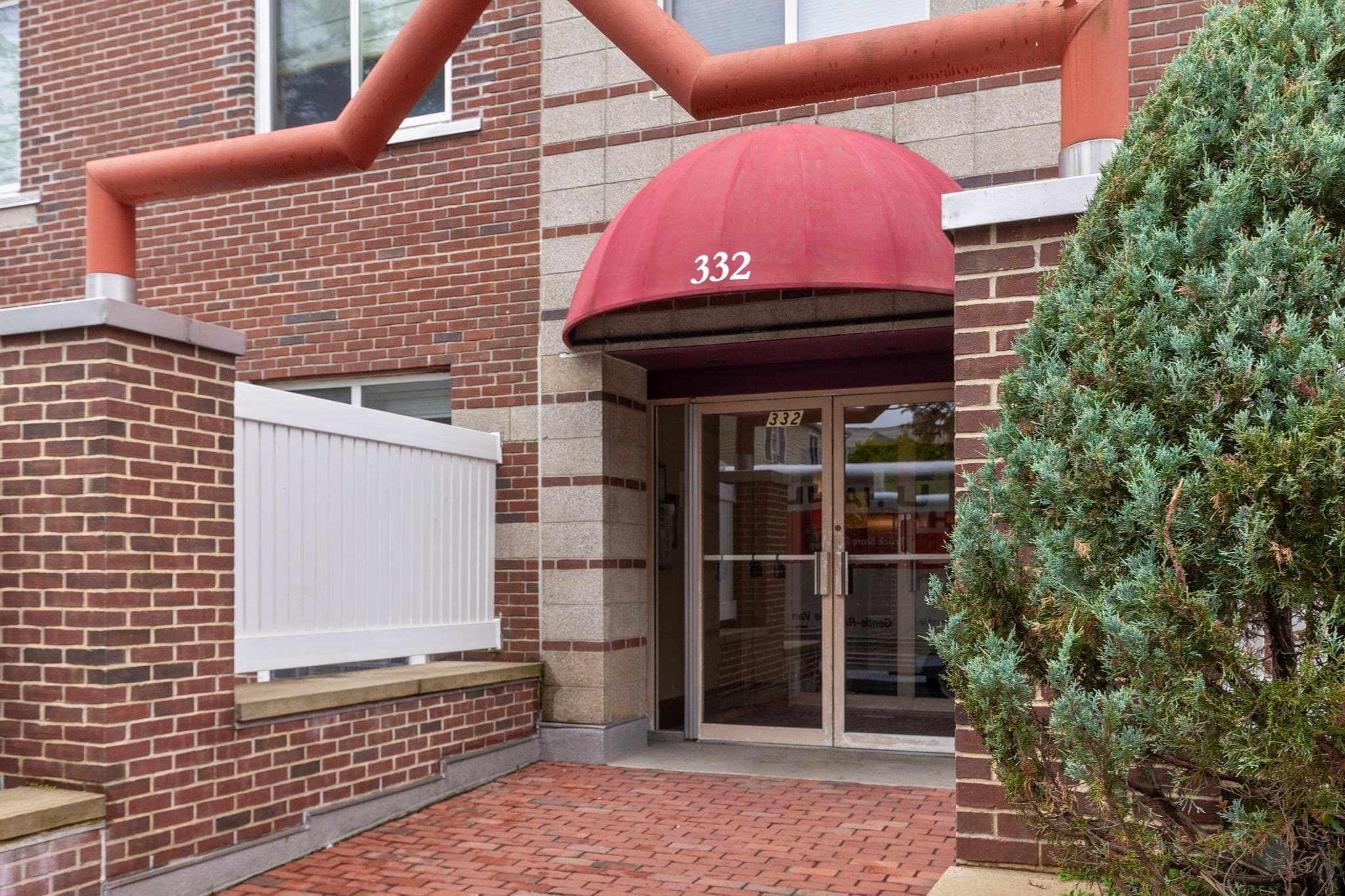 Condominium at 332 Franklin Street # 100, Cambridge MA 02139, Cambridge, photo 2 of 16
