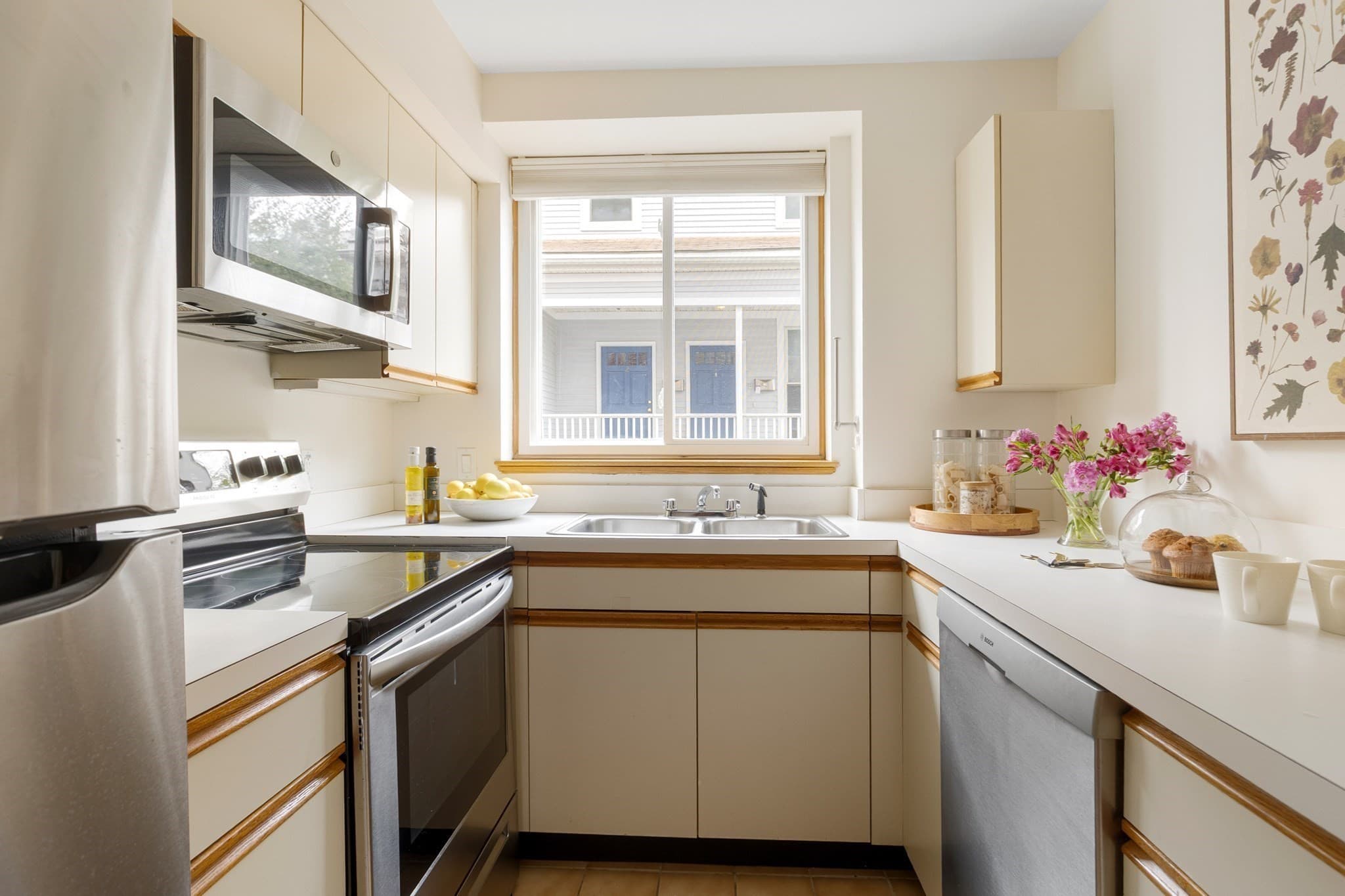 Condominium at 332 Franklin Street # 100, Cambridge MA 02139, Cambridge, photo 9 of 16