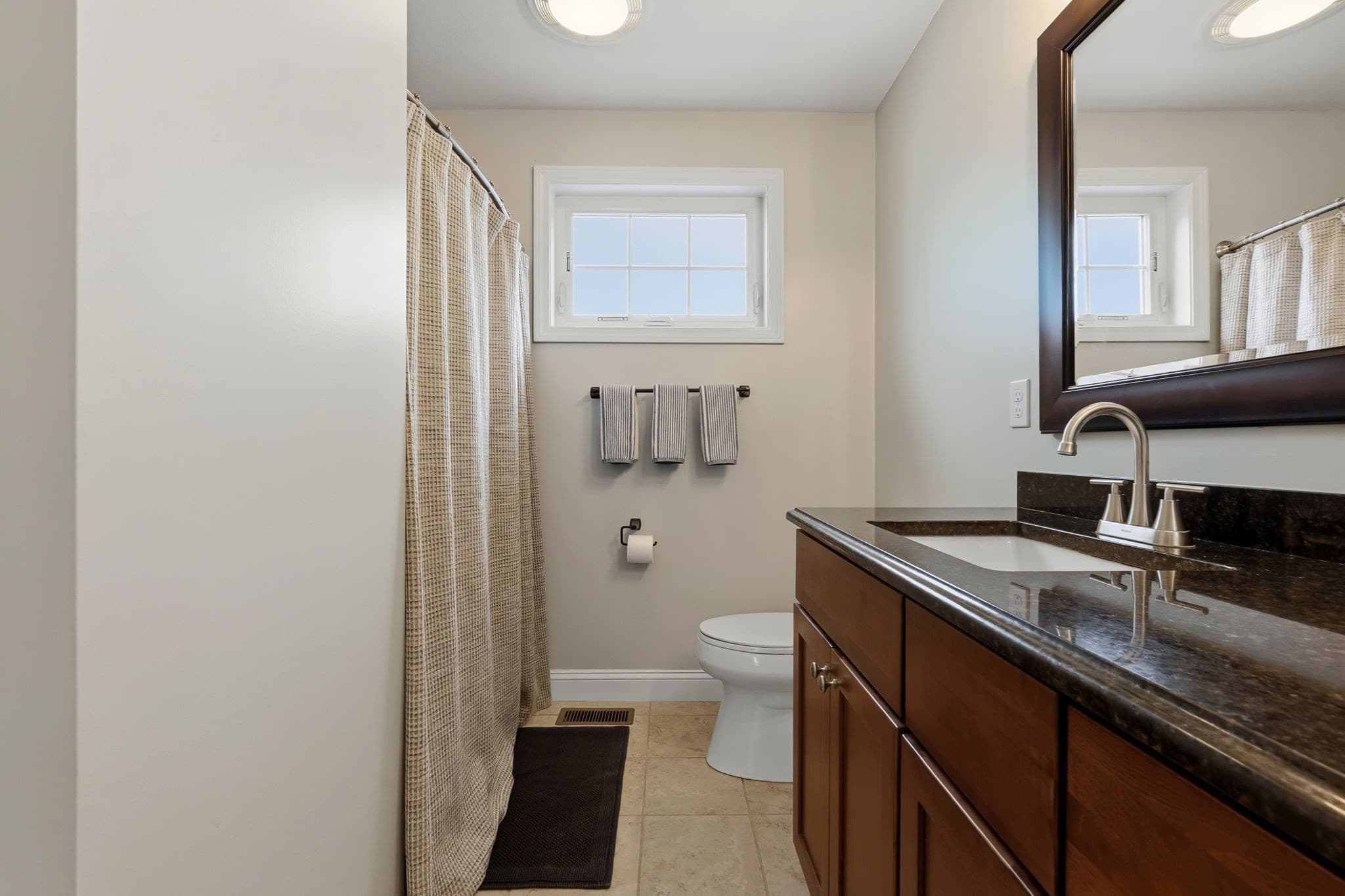 Condominium at 9 Comanche Cir # 11, Haverhill MA 01835, Haverhill, photo 28 of 42