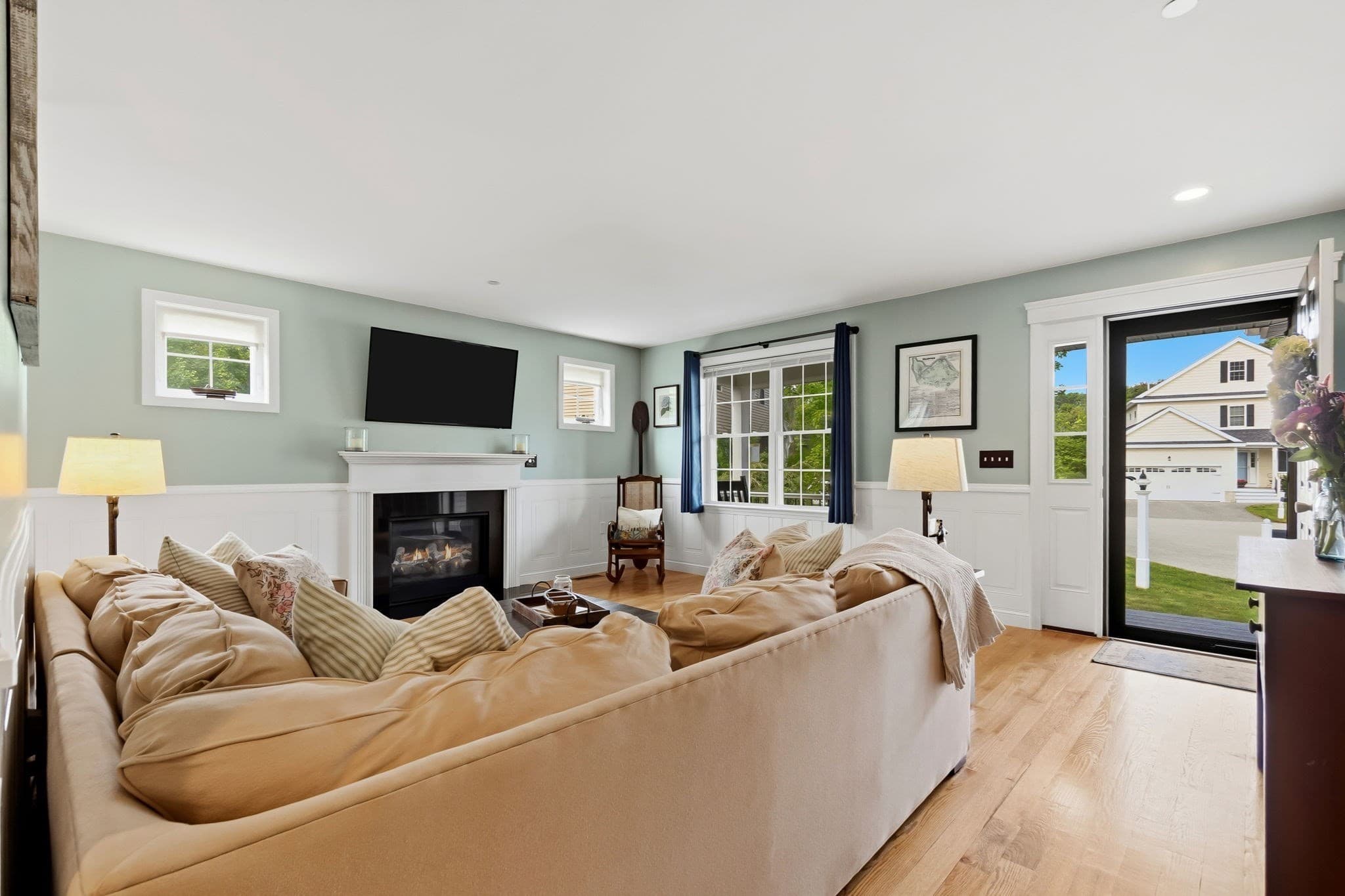 Condominium at 9 Comanche Cir # 11, Haverhill MA 01835, Haverhill, photo 5 of 42