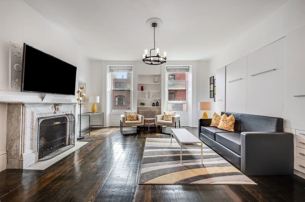 Condominium at 169 Beacon # 4, Boston MA 02116, photo 2 of 20